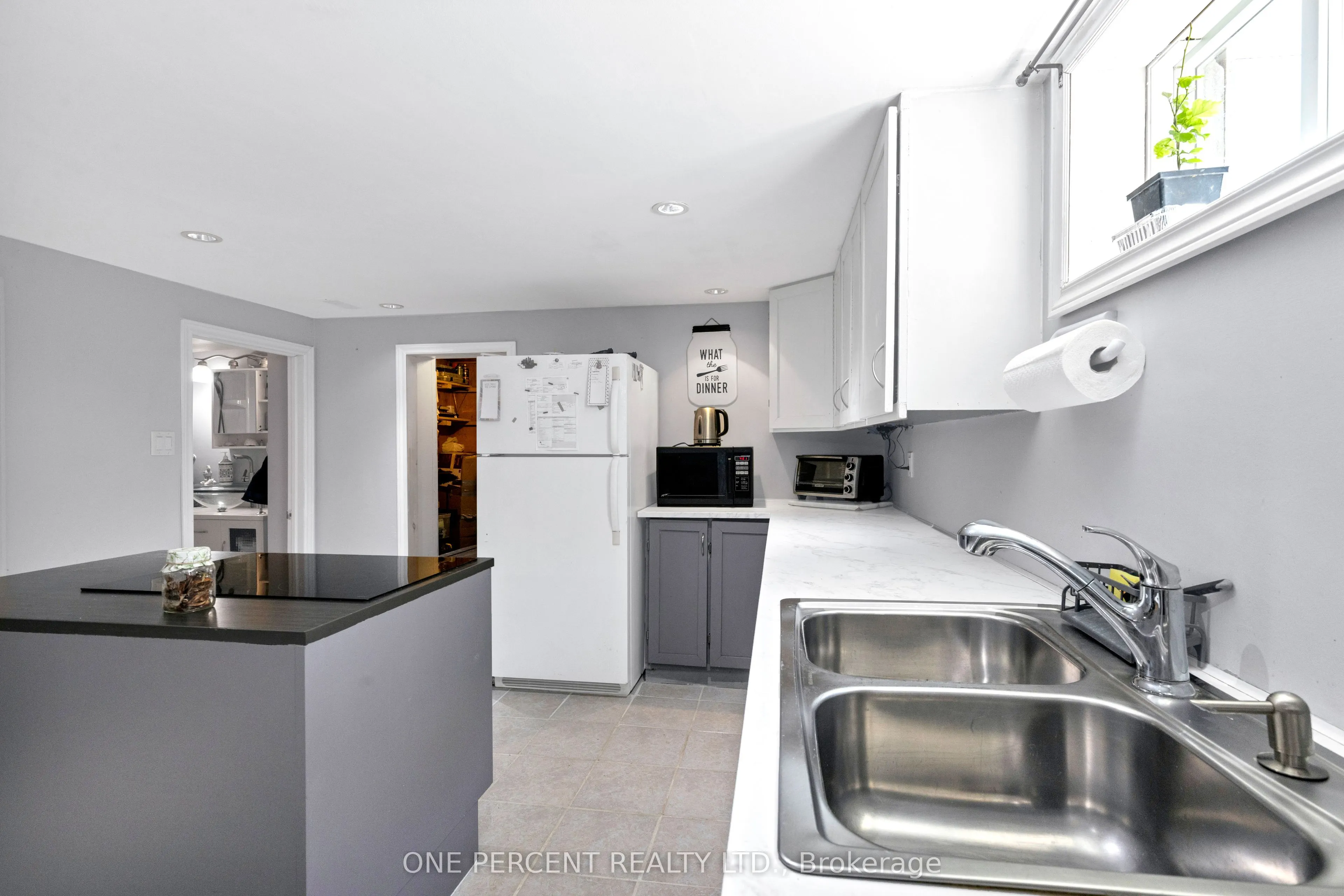 1428 Simcoe Street S