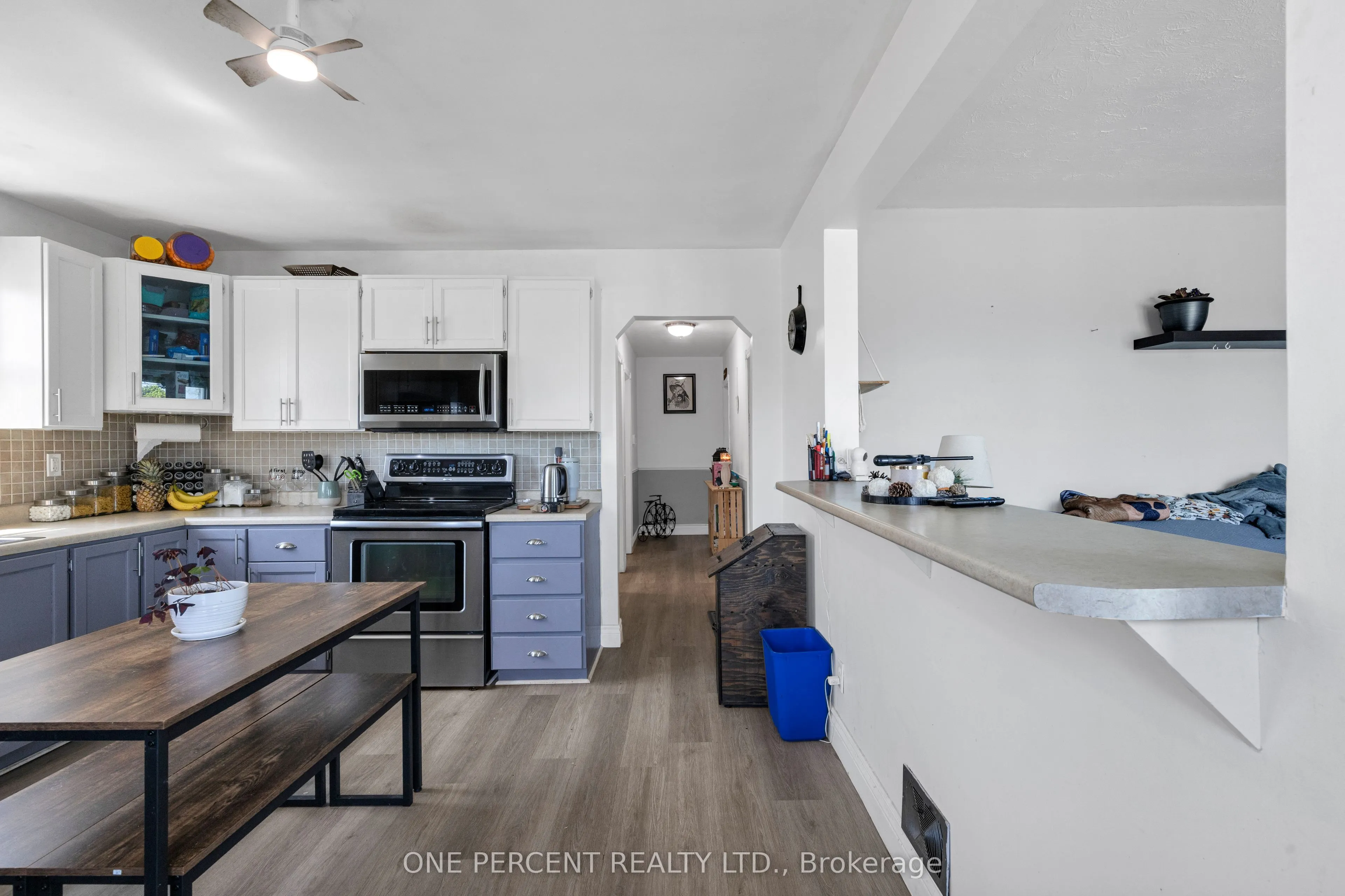 1428 Simcoe Street S