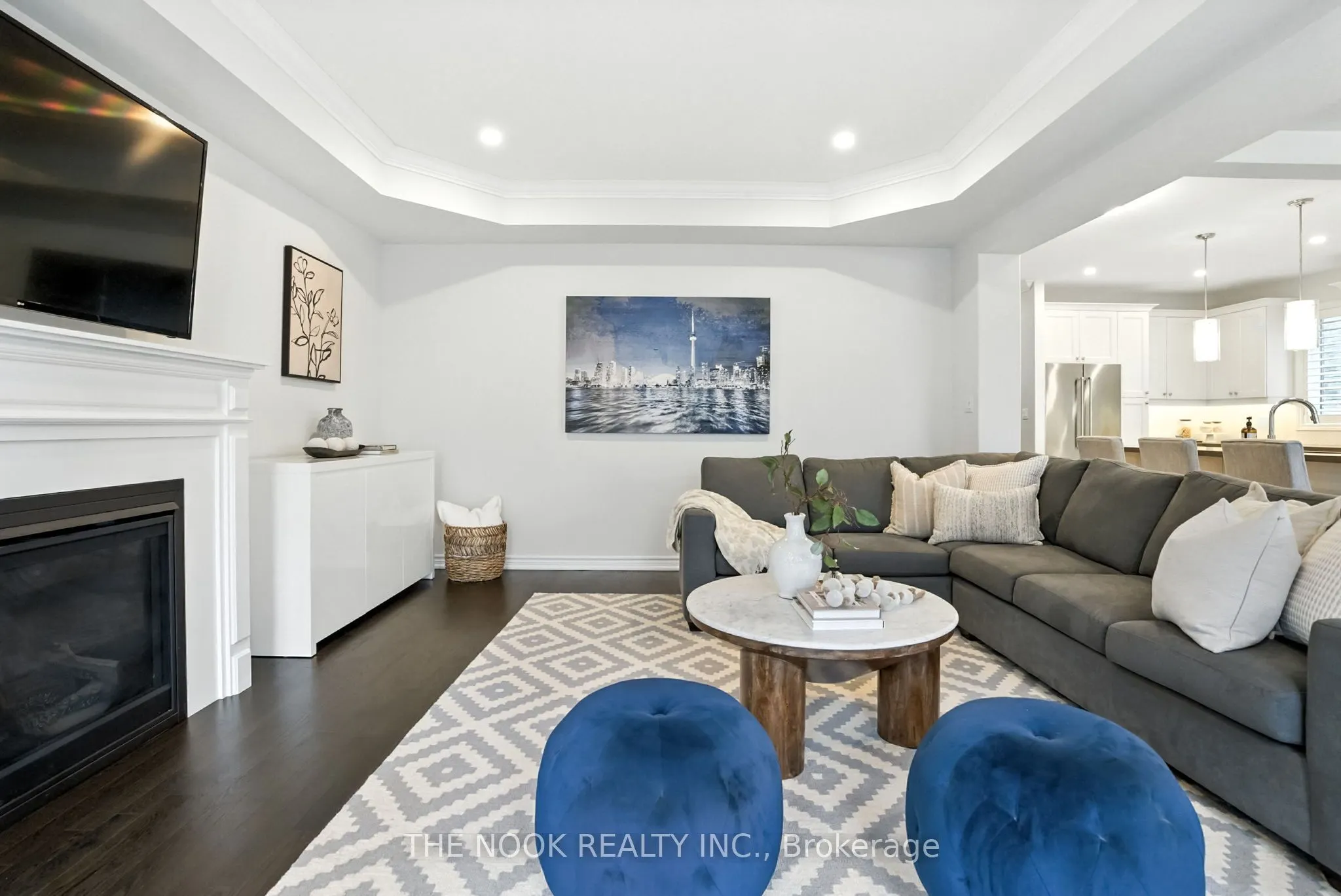 207 Crombie Street