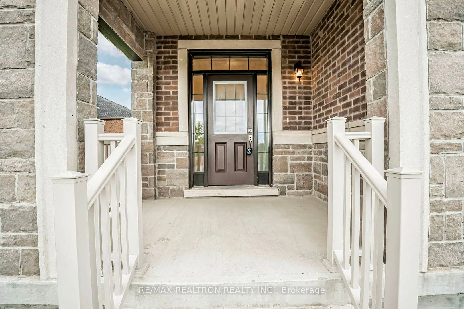 416 Coronation Road