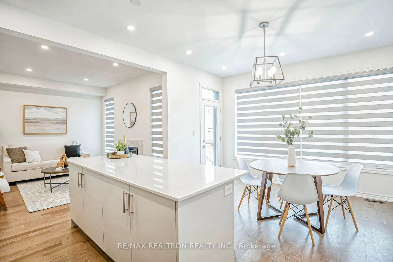416 Coronation Road
