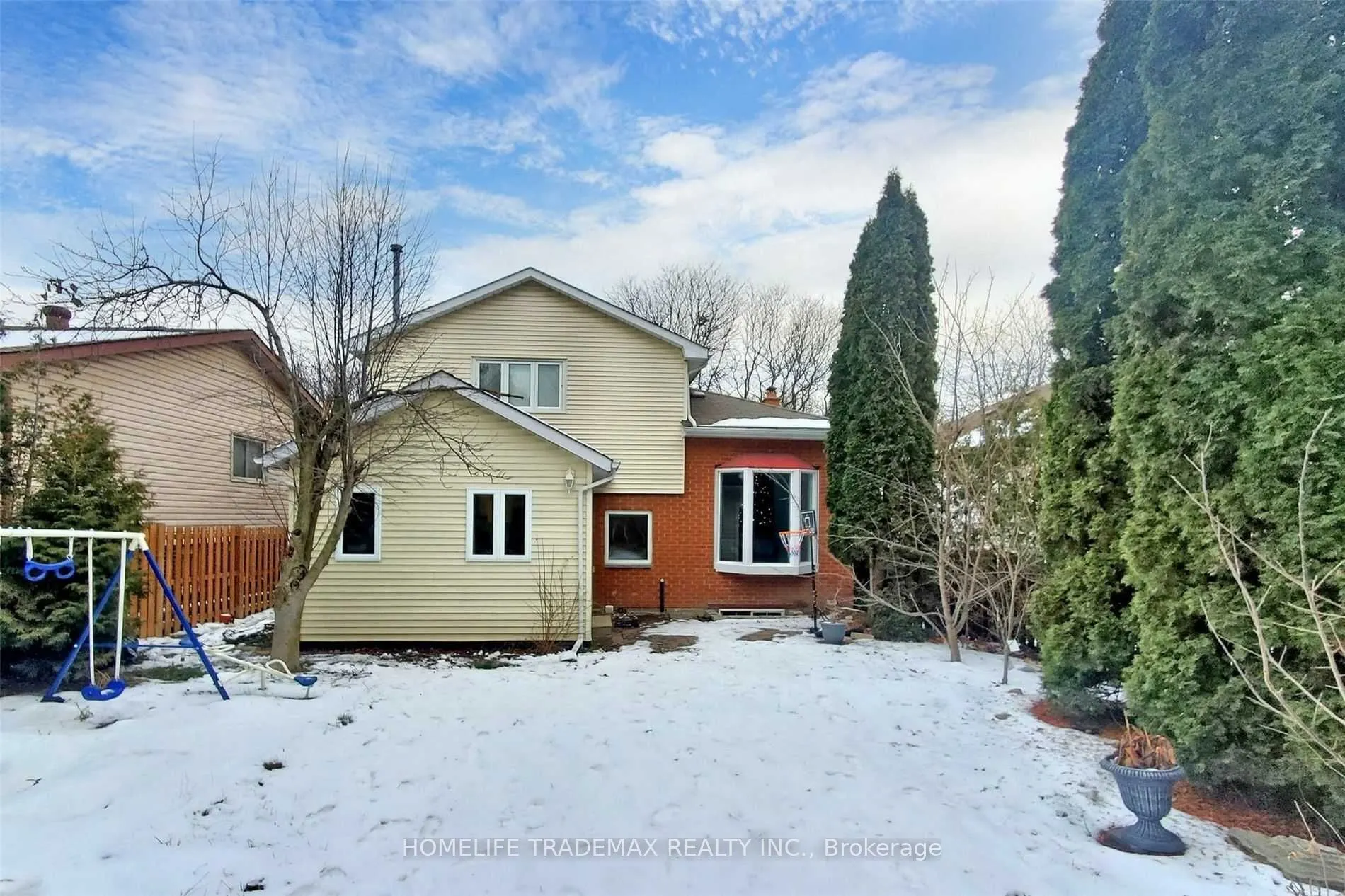 22 Renfield Crescent