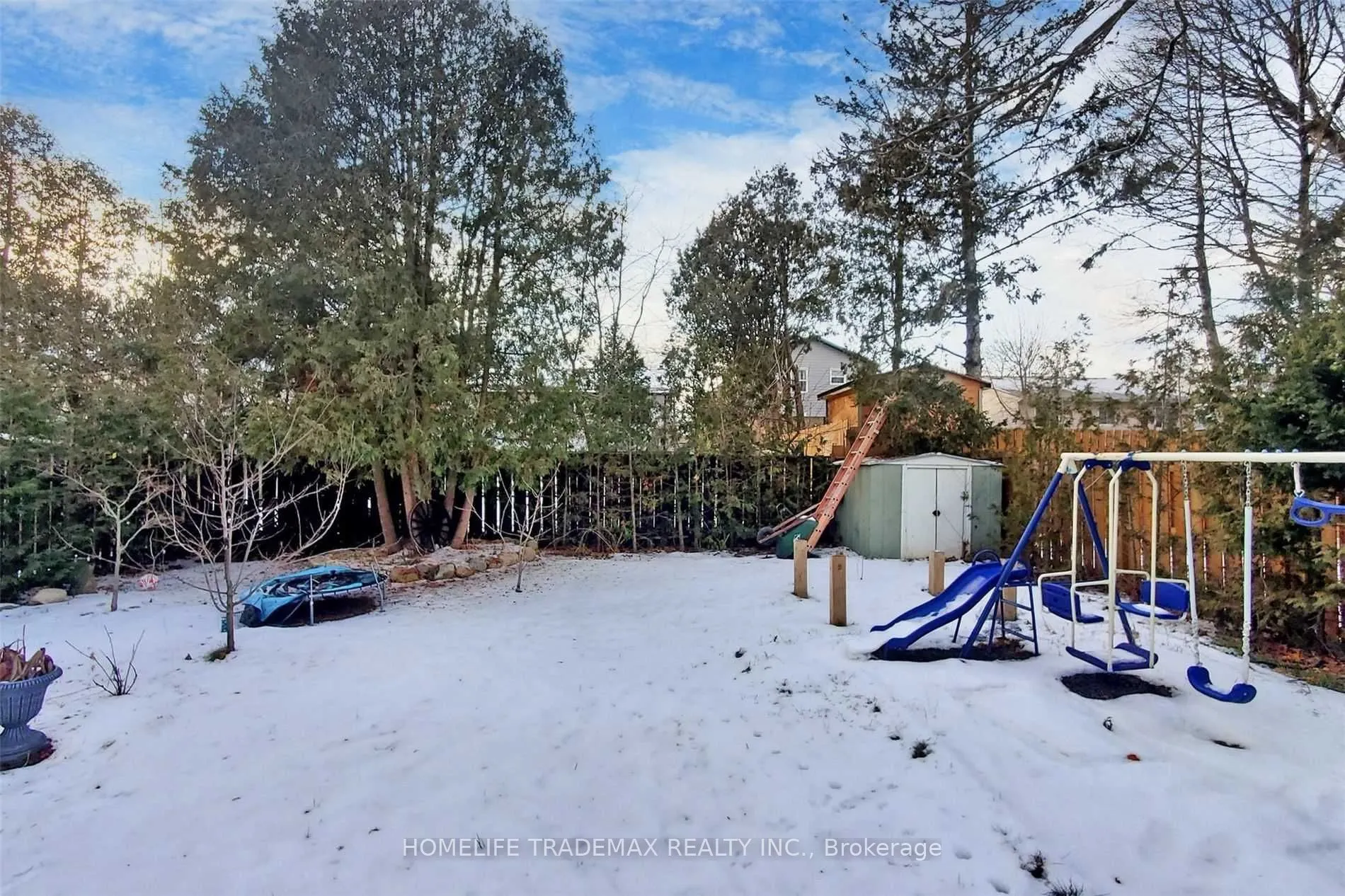 22 Renfield Crescent