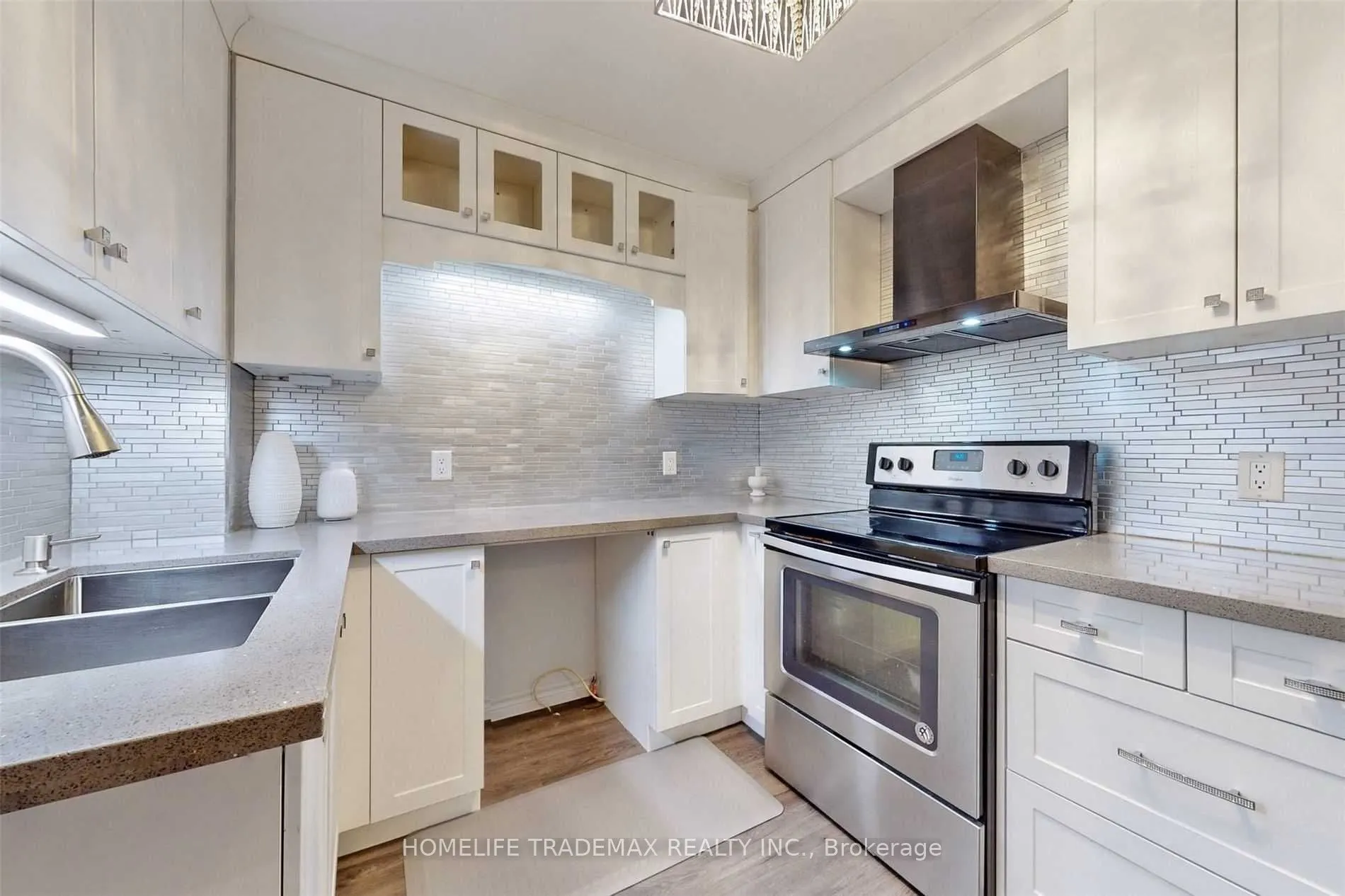 22 Renfield Crescent