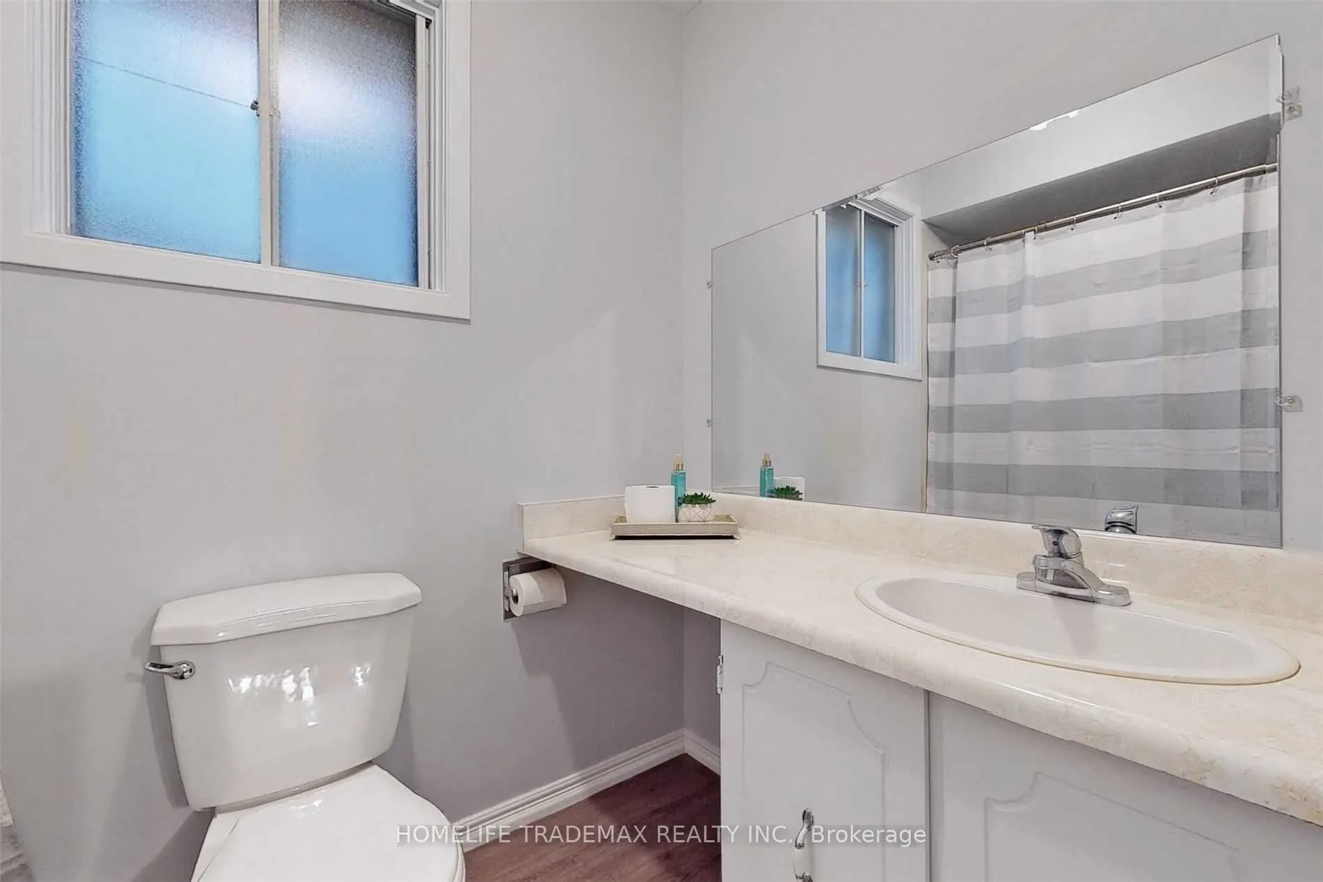 22 Renfield Crescent