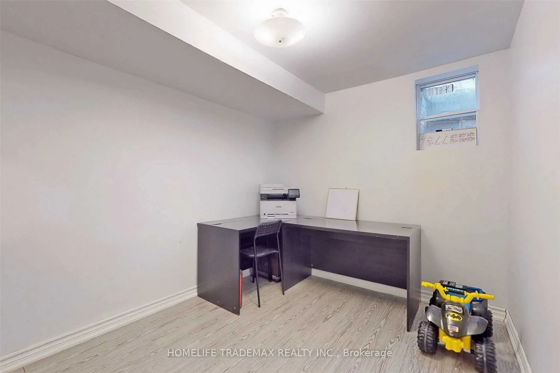 22 Renfield Crescent