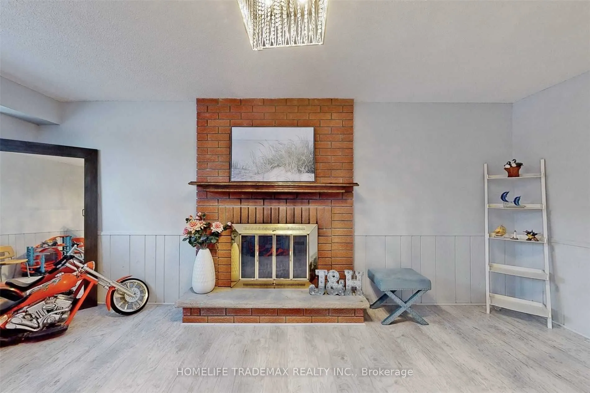 22 Renfield Crescent