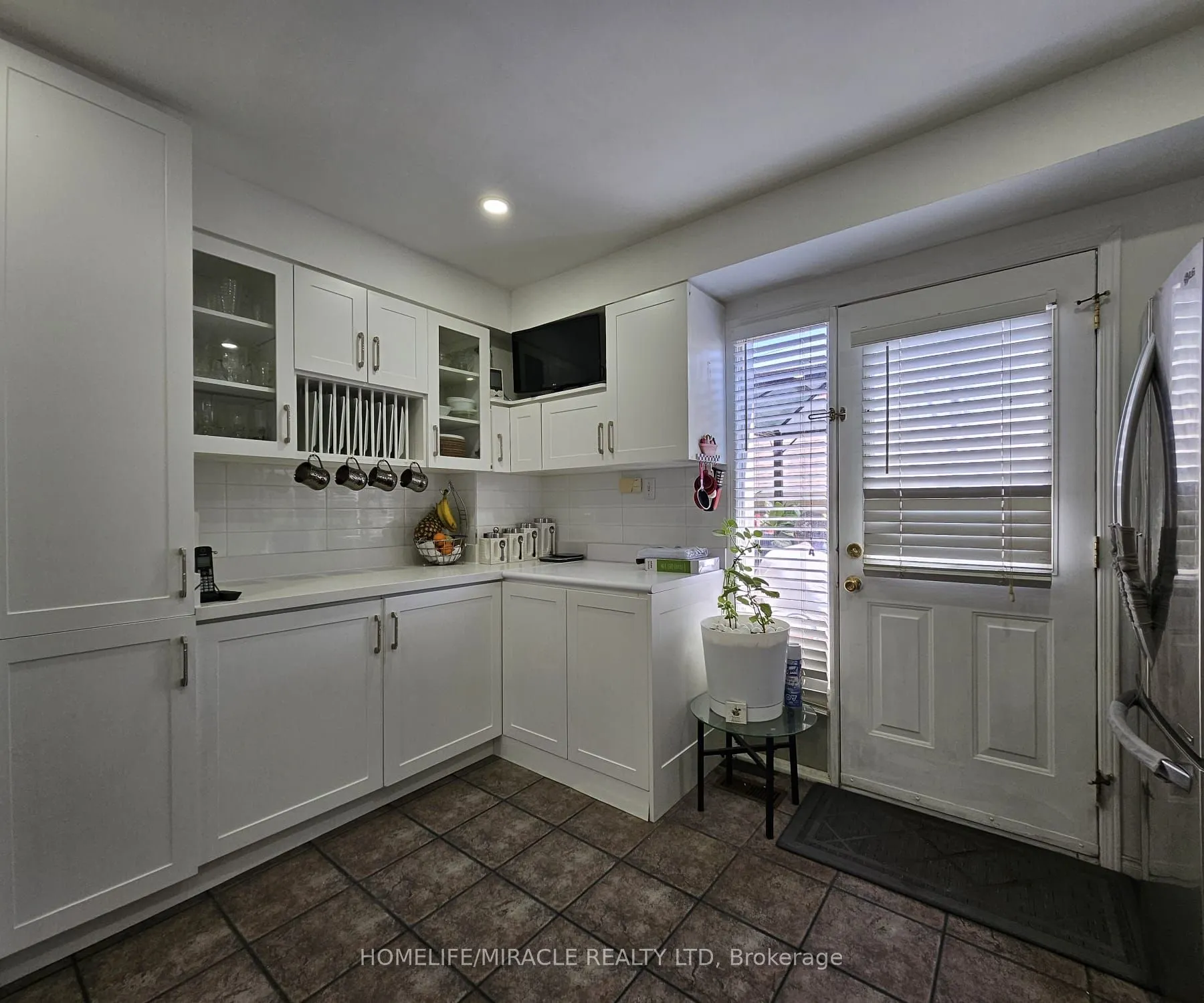57 Hedge End Road, #8