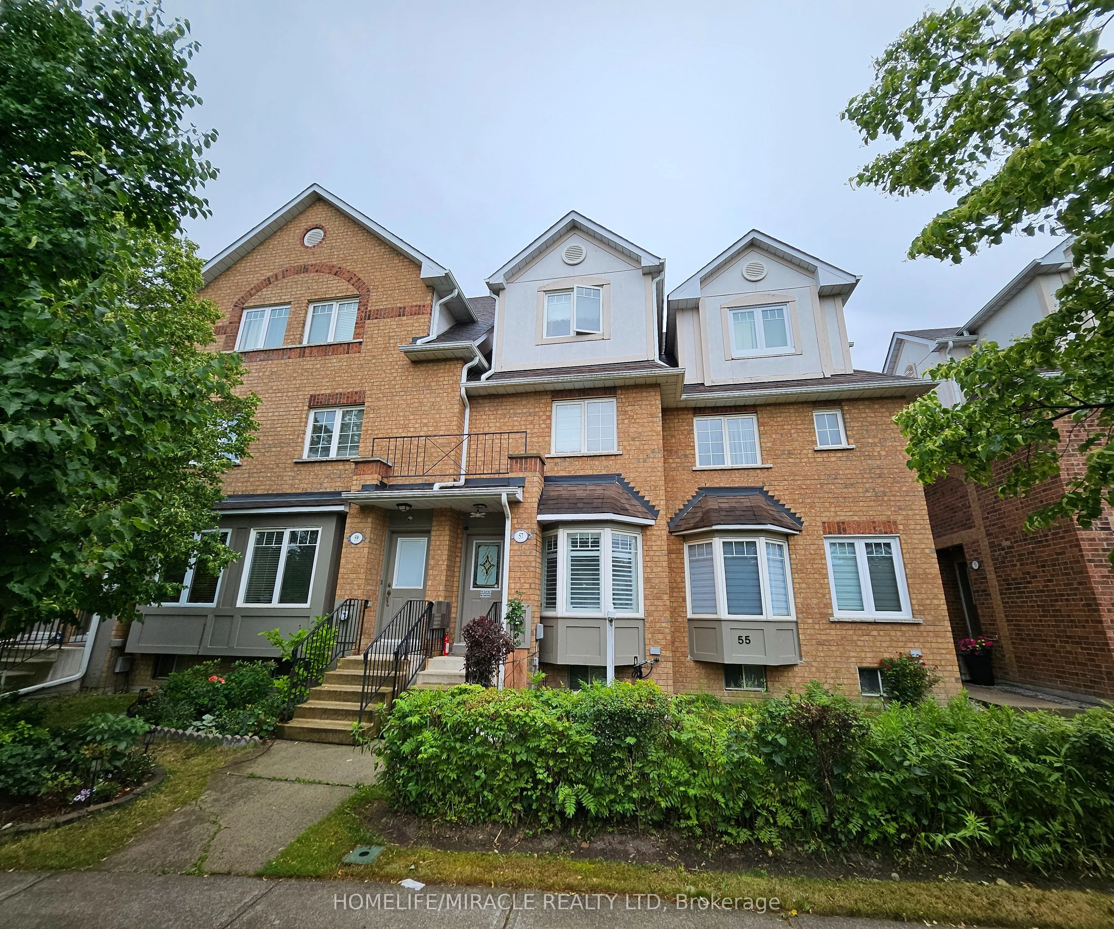 57 Hedge End Road, #8