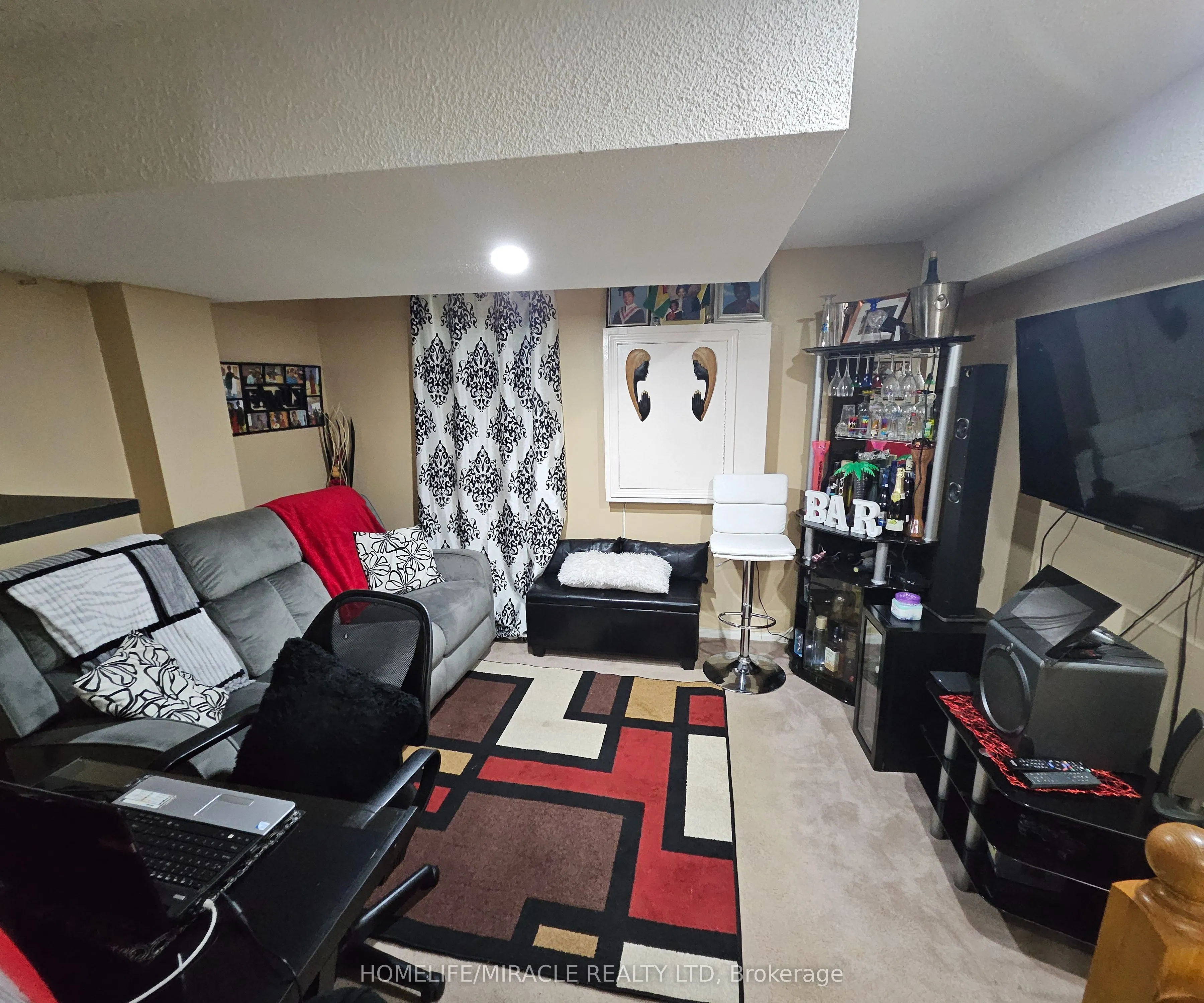 57 Hedge End Road, #8