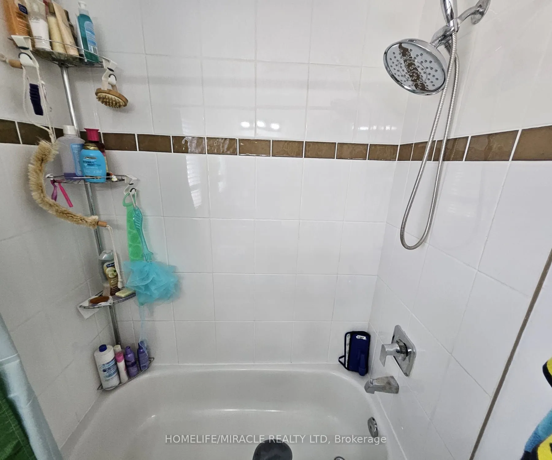 57 Hedge End Road, #8