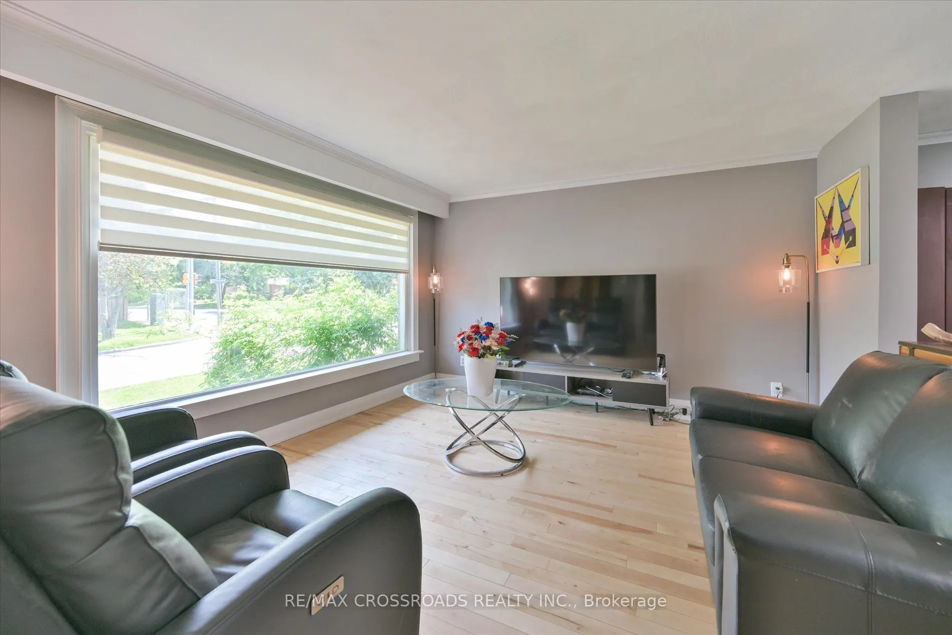 2 Eastpark Boulevard