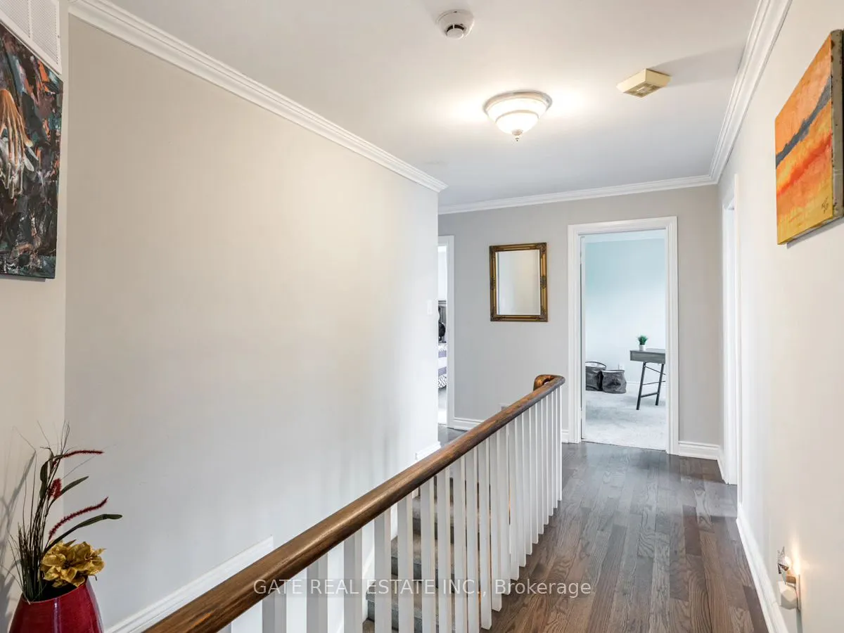 535 Broadgreen Street