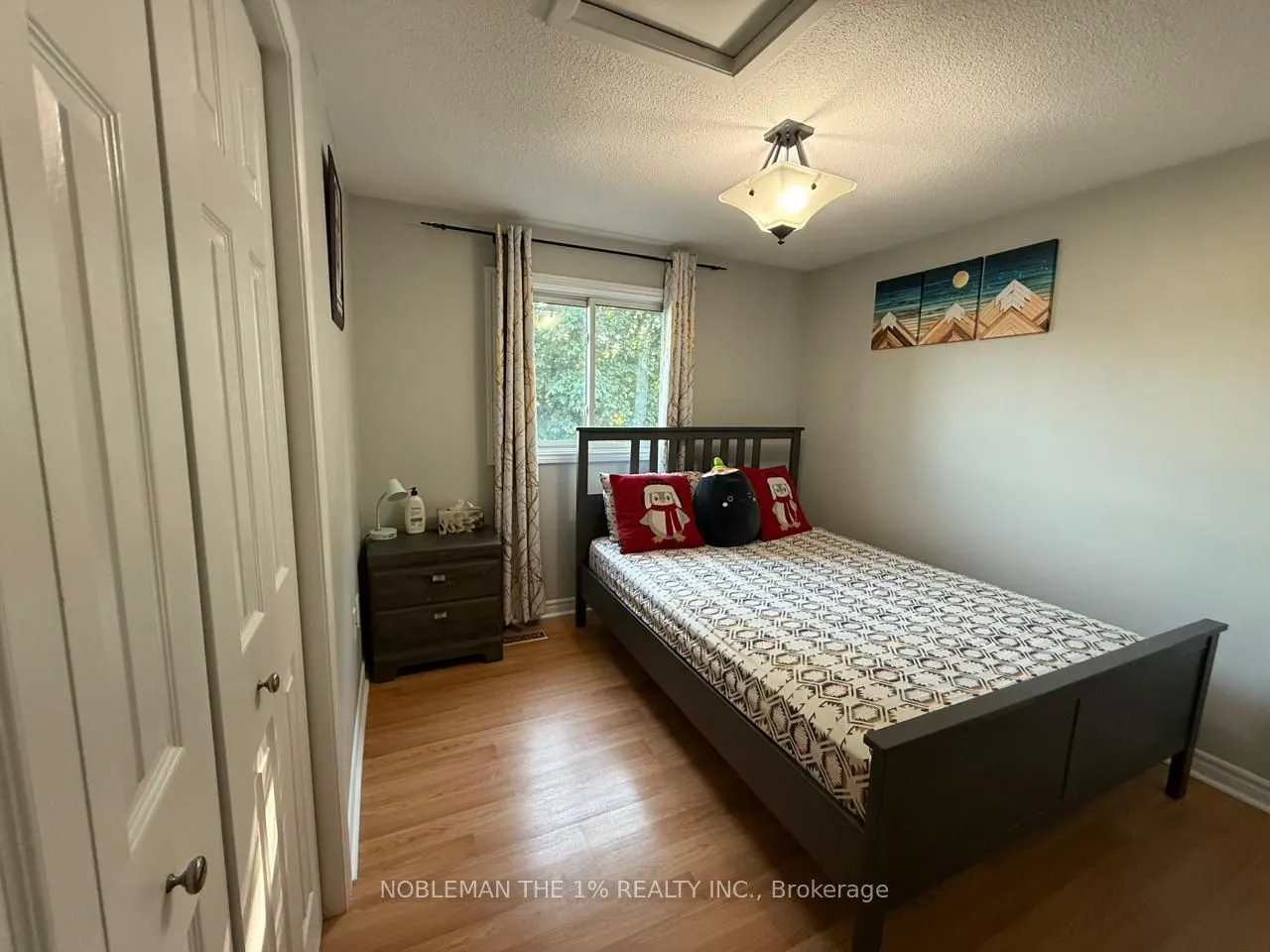 8 Inglis Avenue