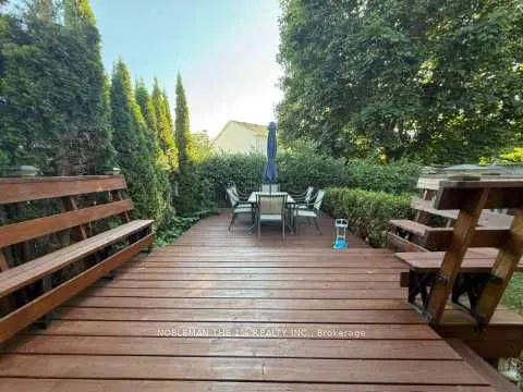 8 Inglis Avenue