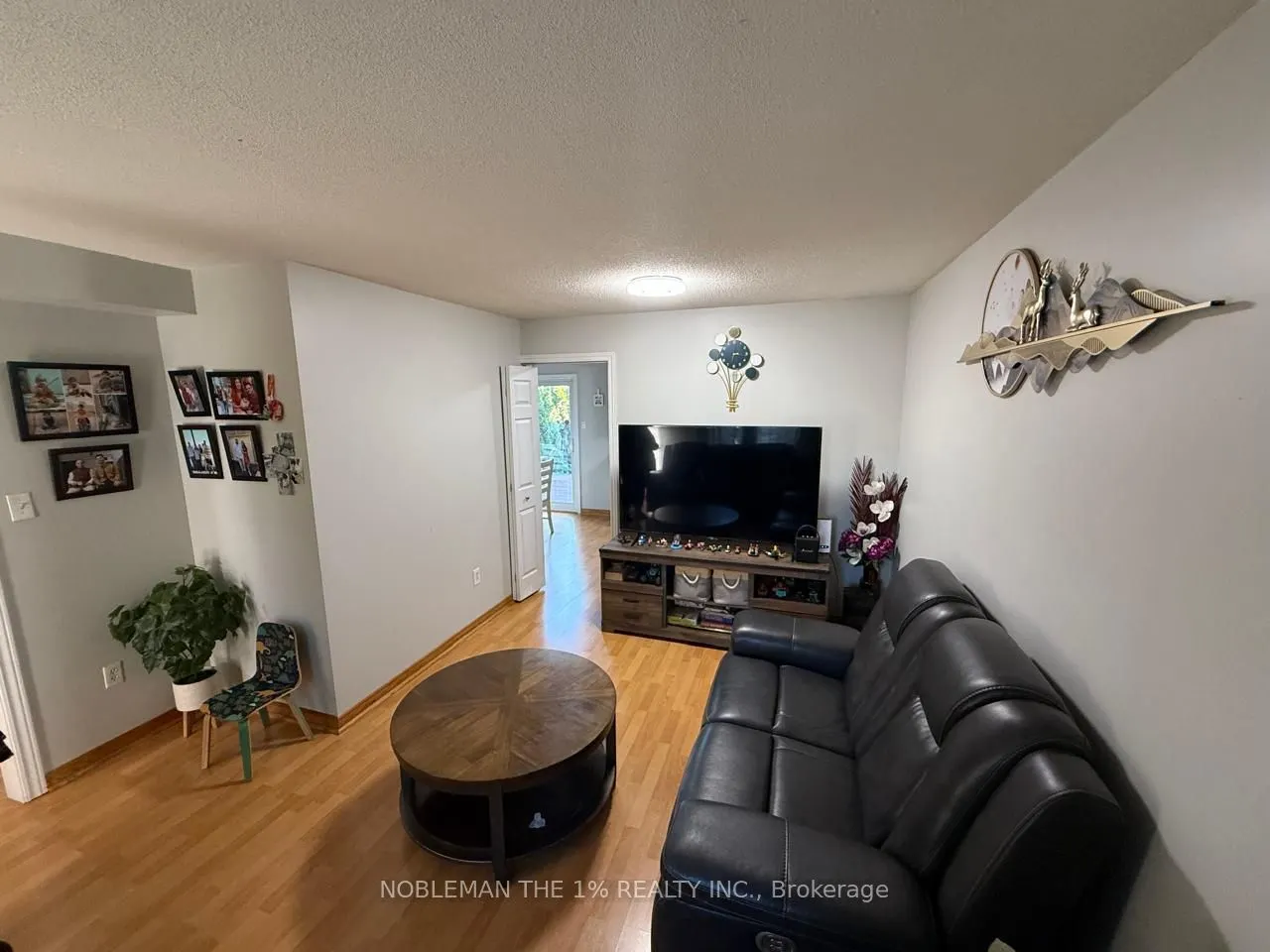 8 Inglis Avenue