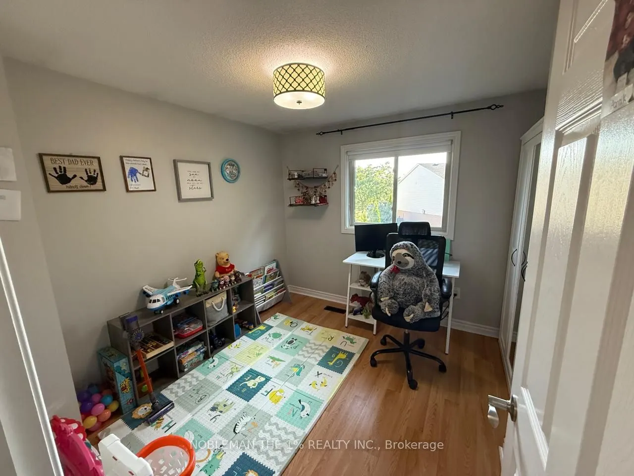 8 Inglis Avenue