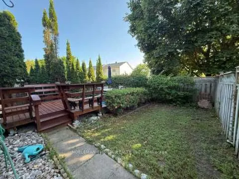 8 Inglis Avenue