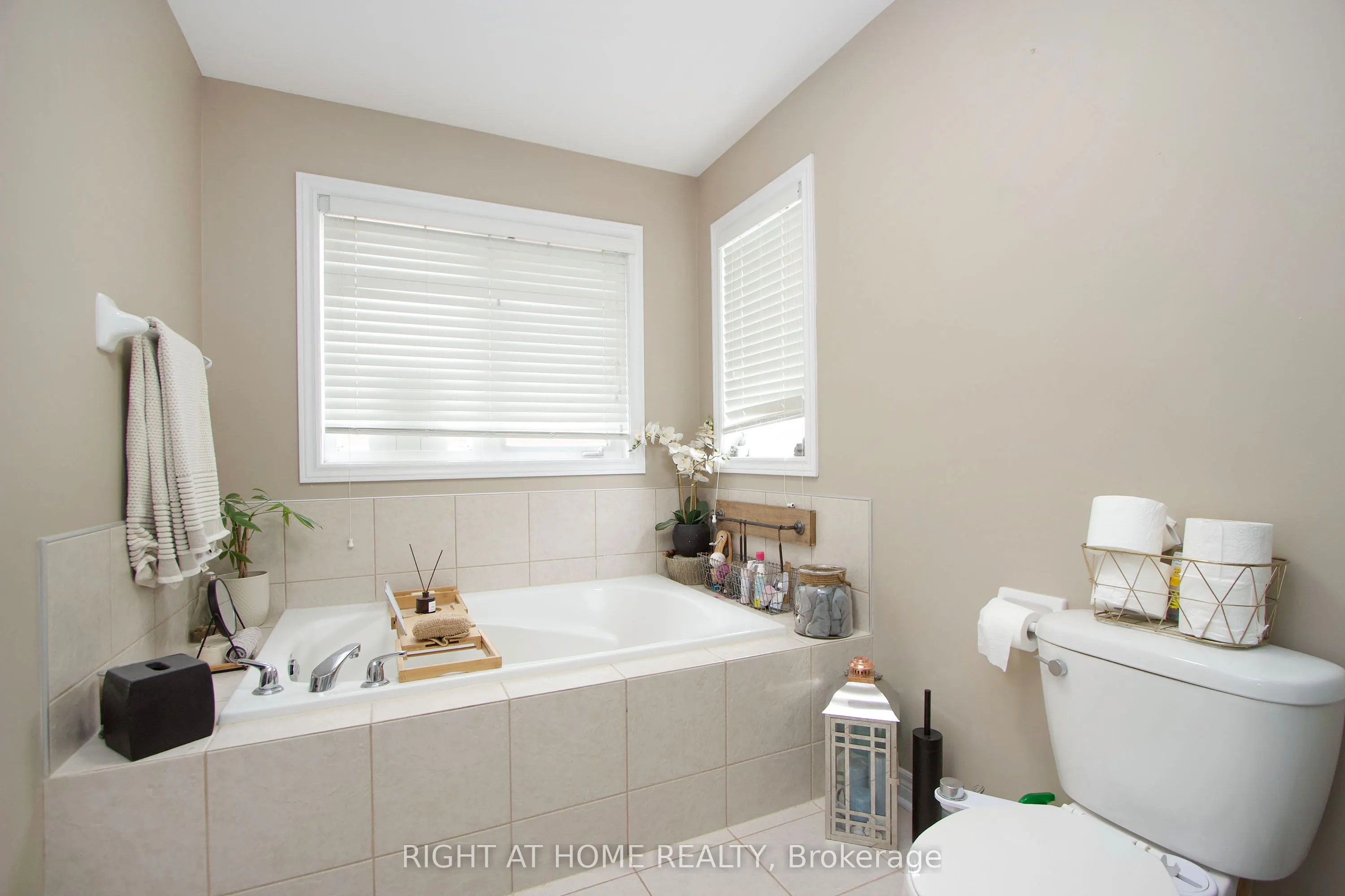 99 Hockley Avenue