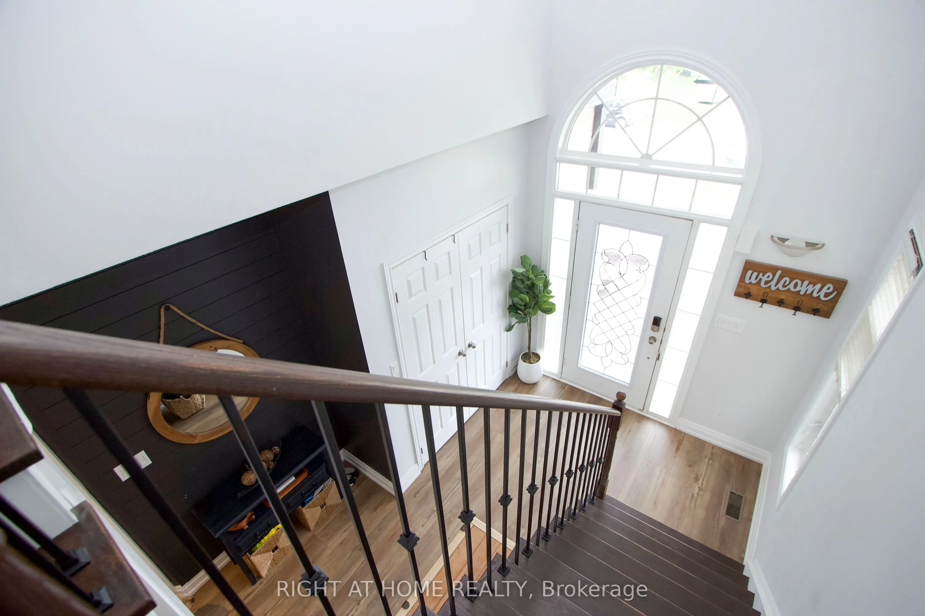 99 Hockley Avenue