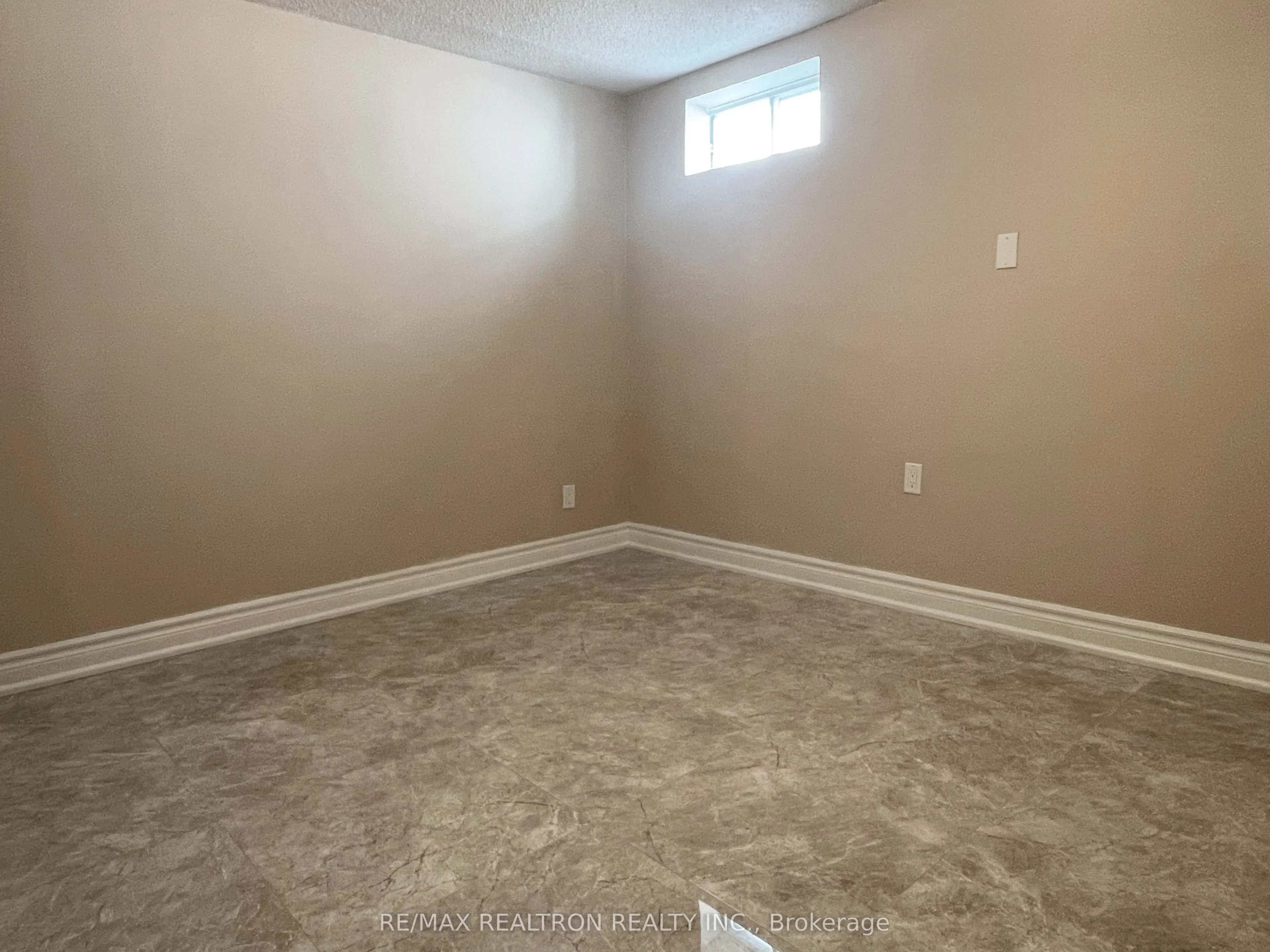 24 Coomer Crescent, #BSMT