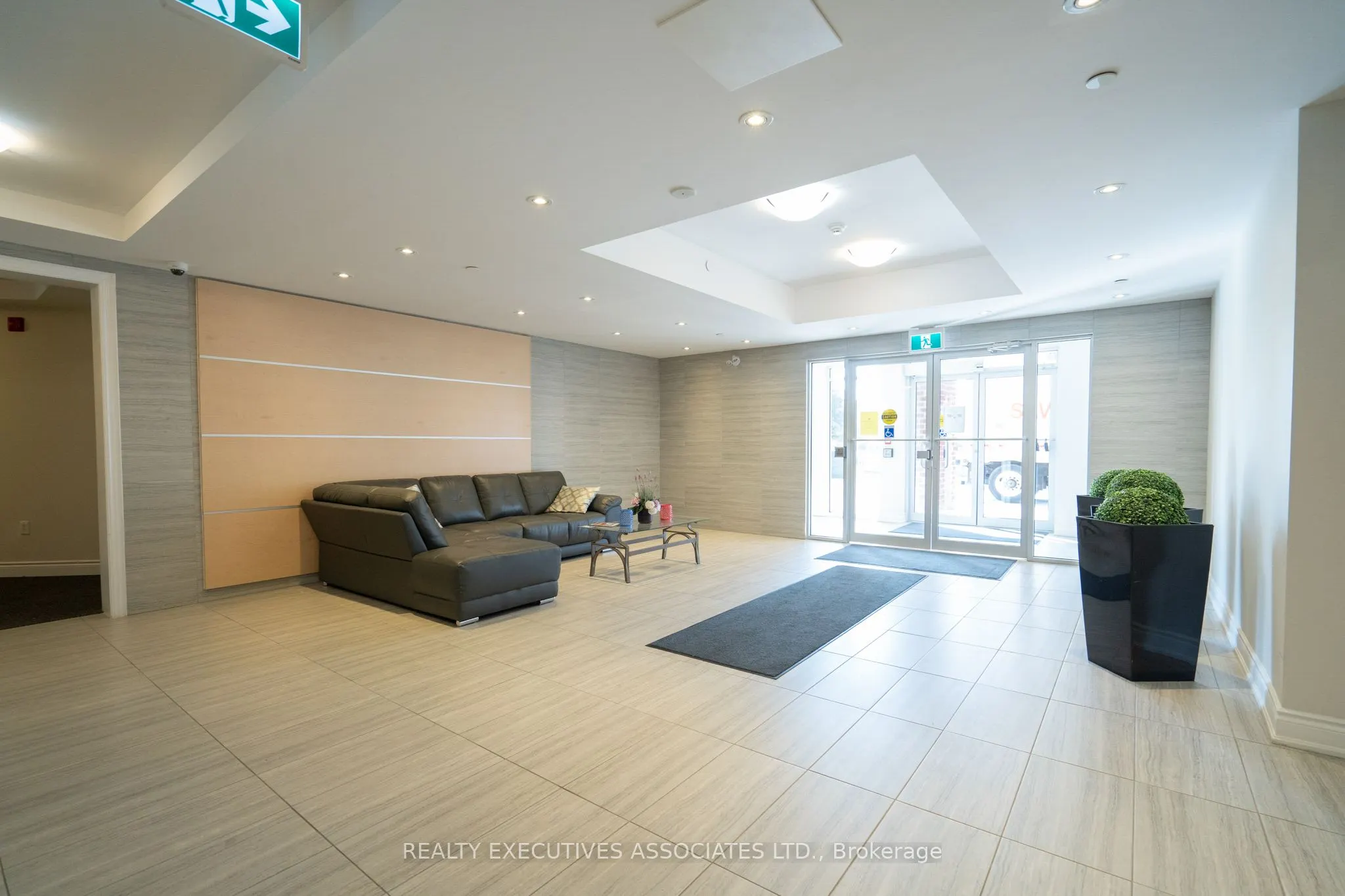 84 Aspen Springs Drive, #411