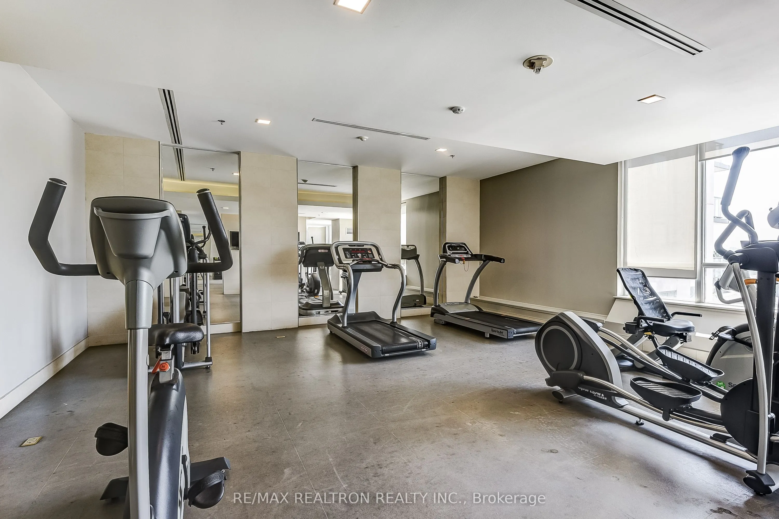 1215 Bayly Street, #205
