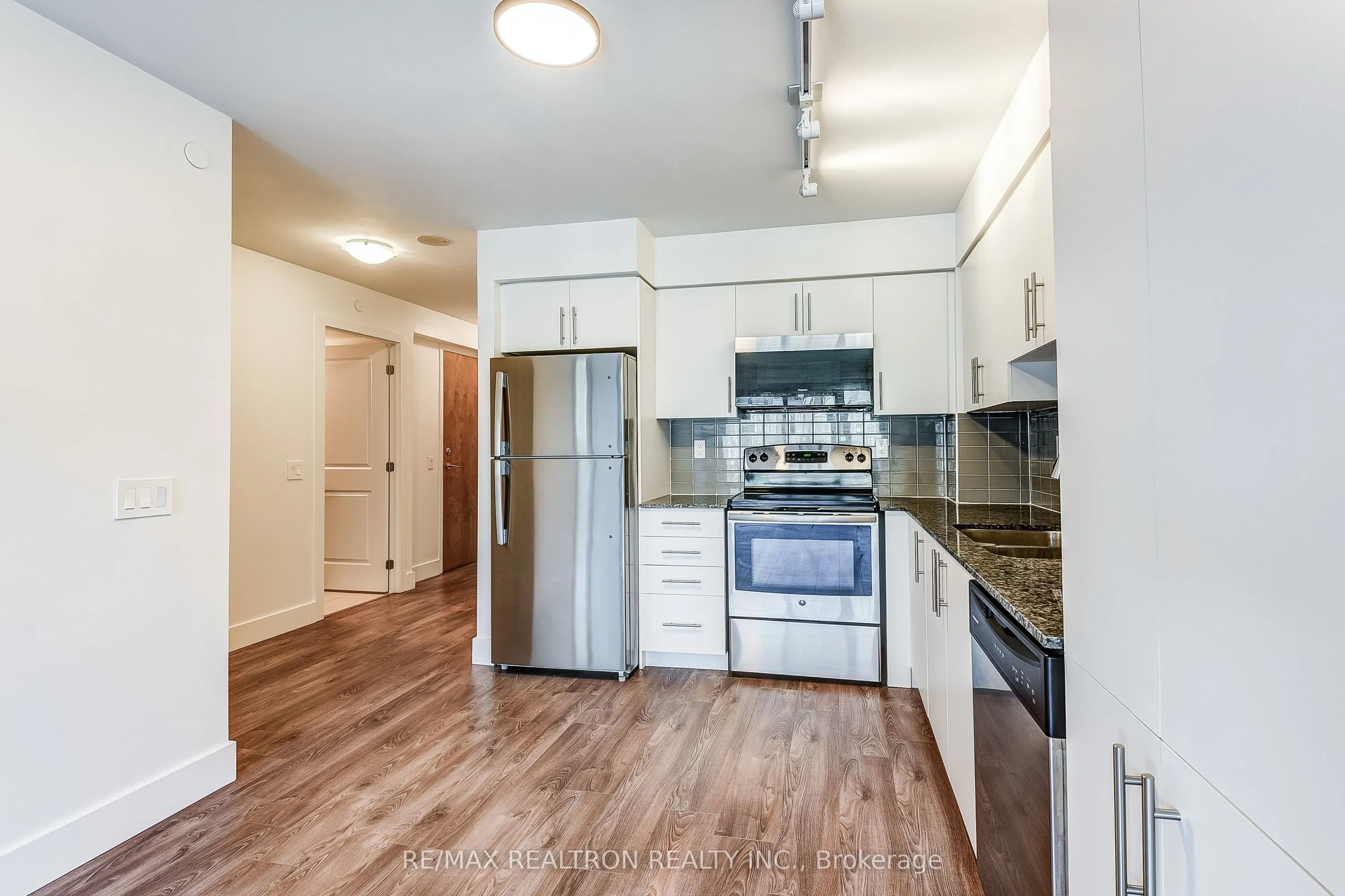 1215 Bayly Street, #205