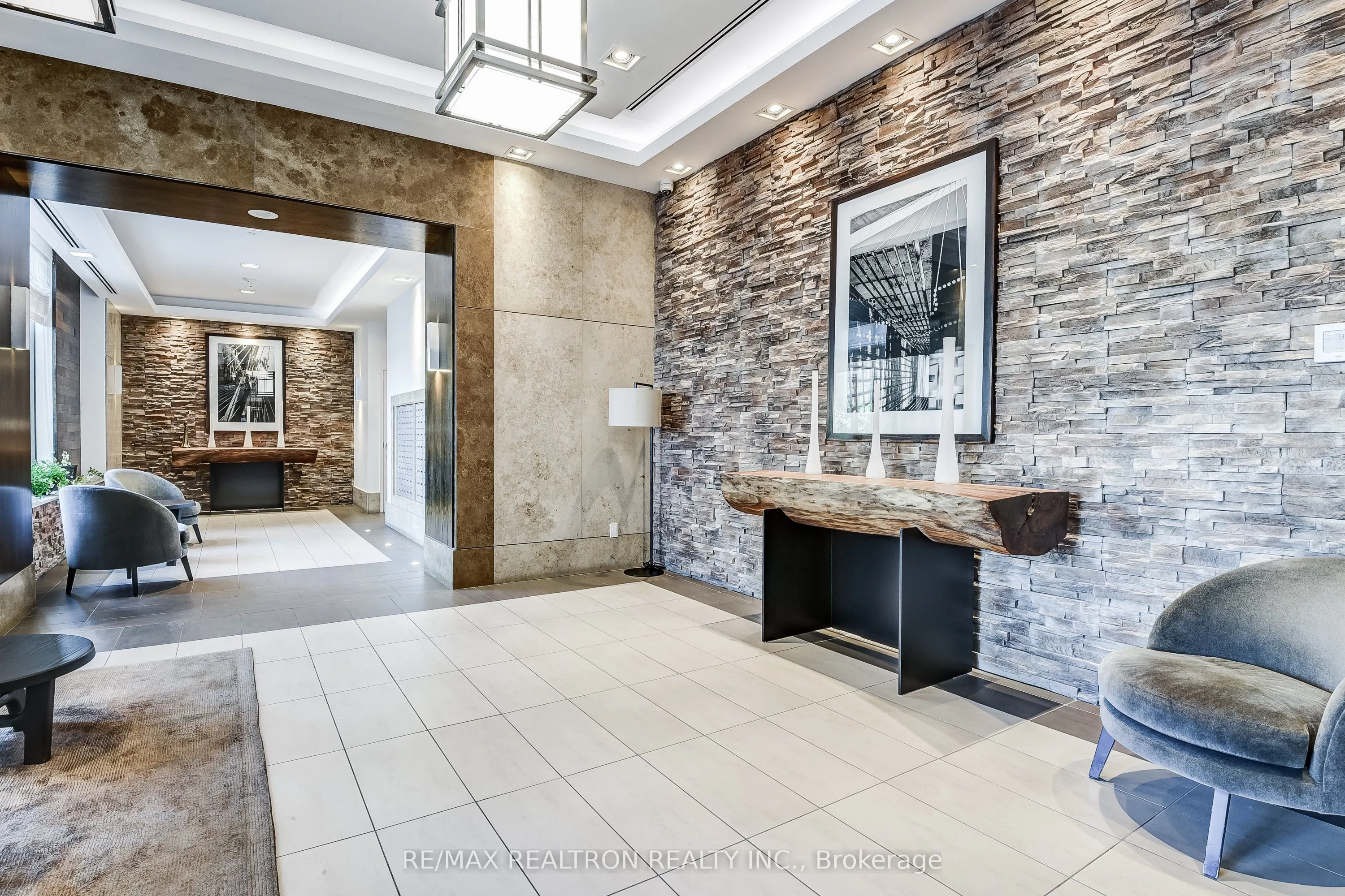 1215 Bayly Street, #205