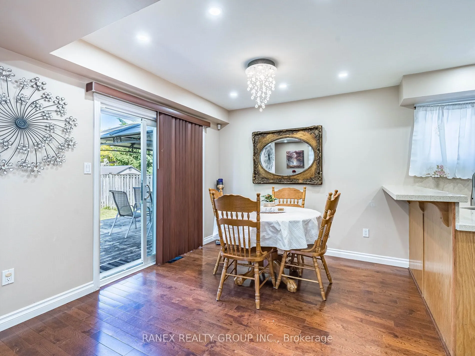 10 Granary Lane
