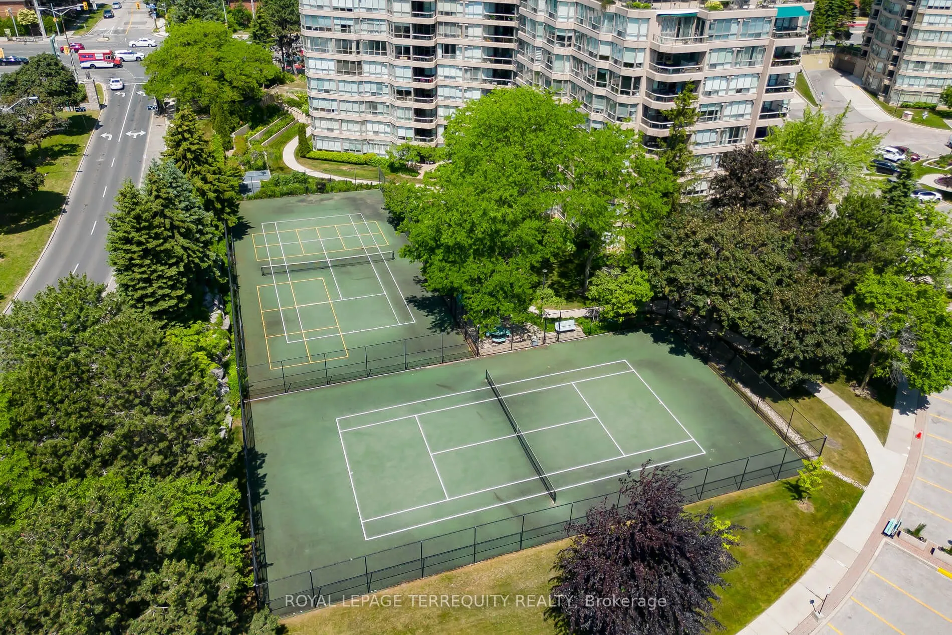 10 Guildwood Parkway, #629