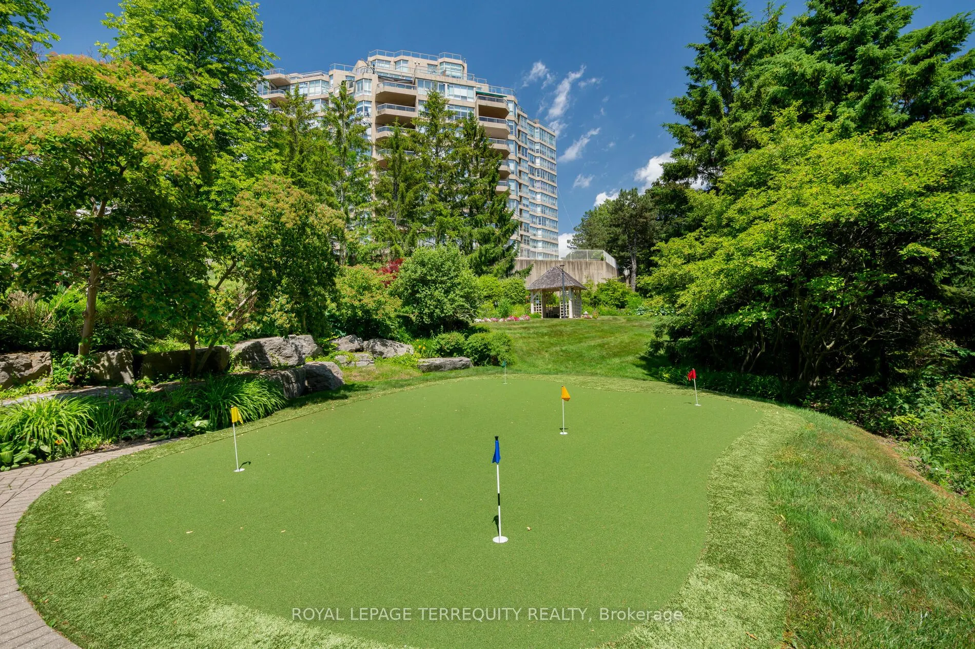 10 Guildwood Parkway, #629