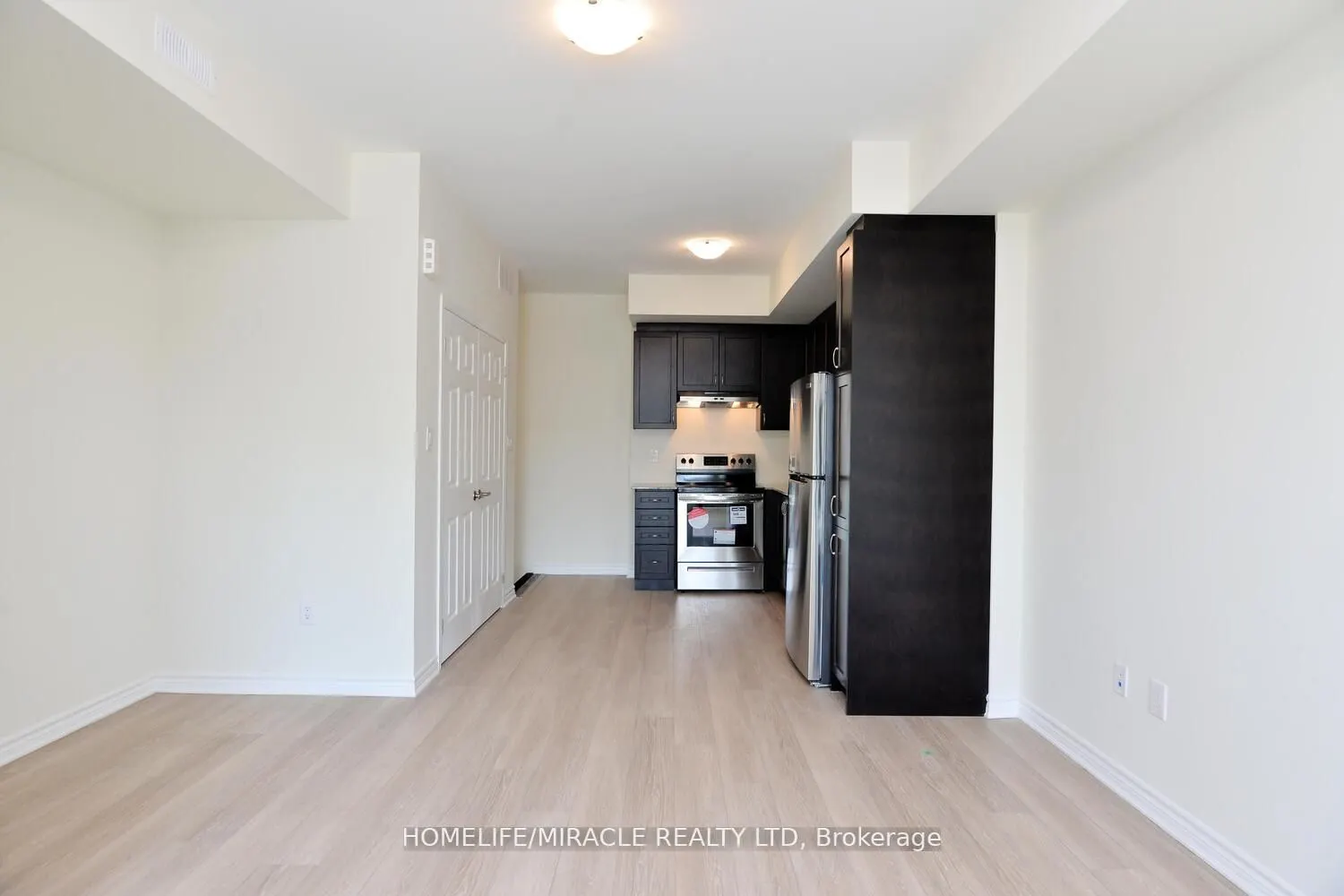 1081 Danforth Road E, #113