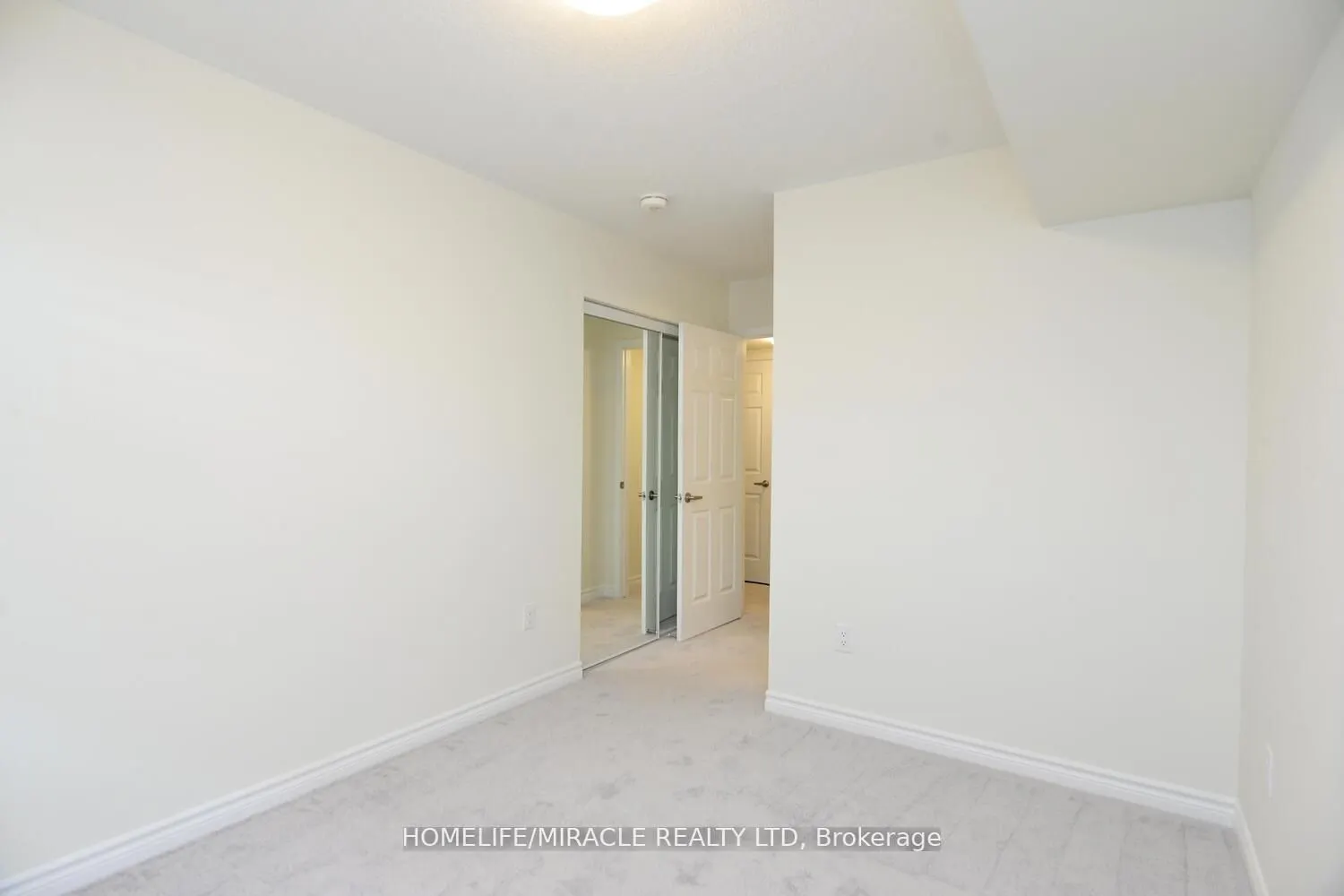 1081 Danforth Road E, #113