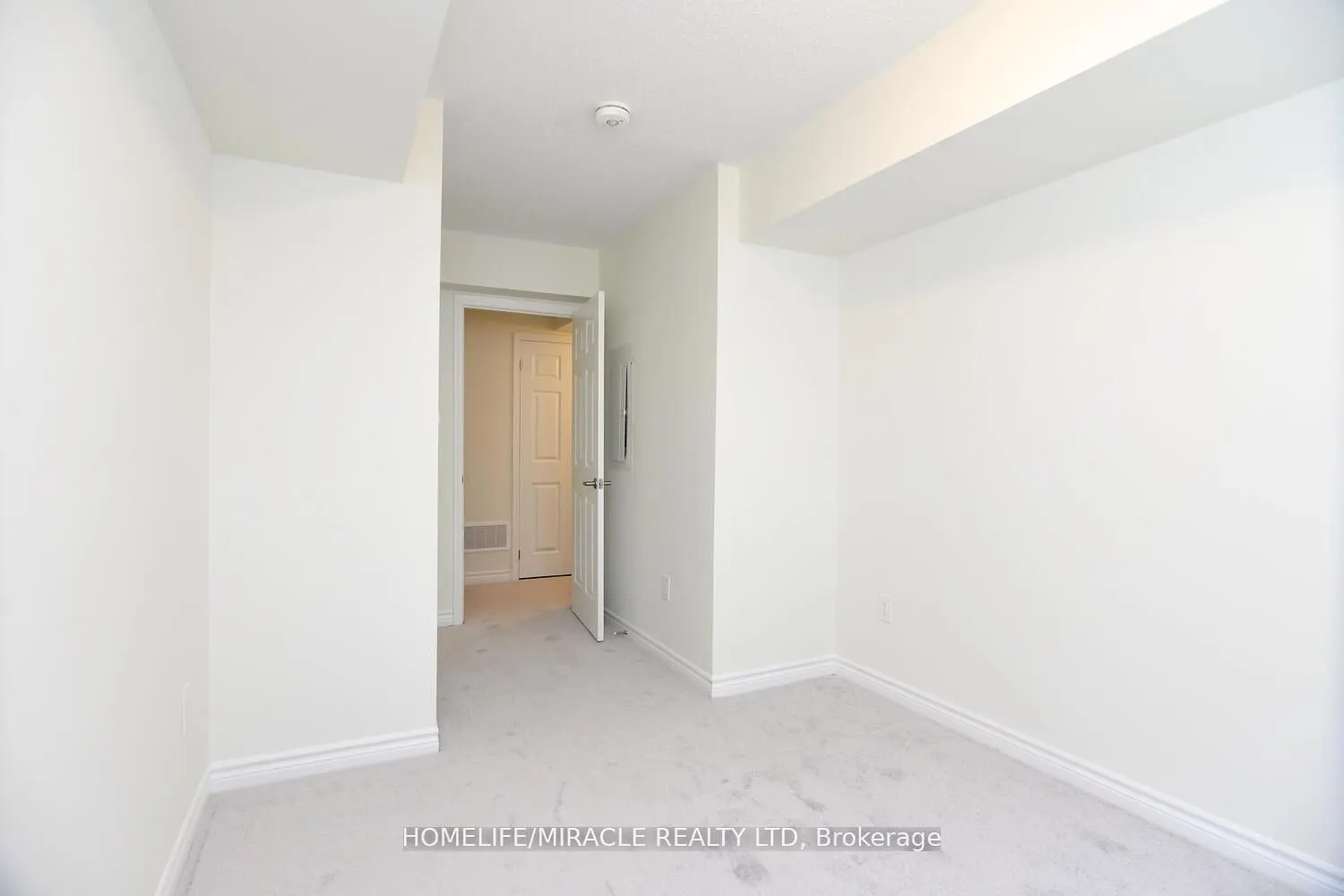 1081 Danforth Road E, #113