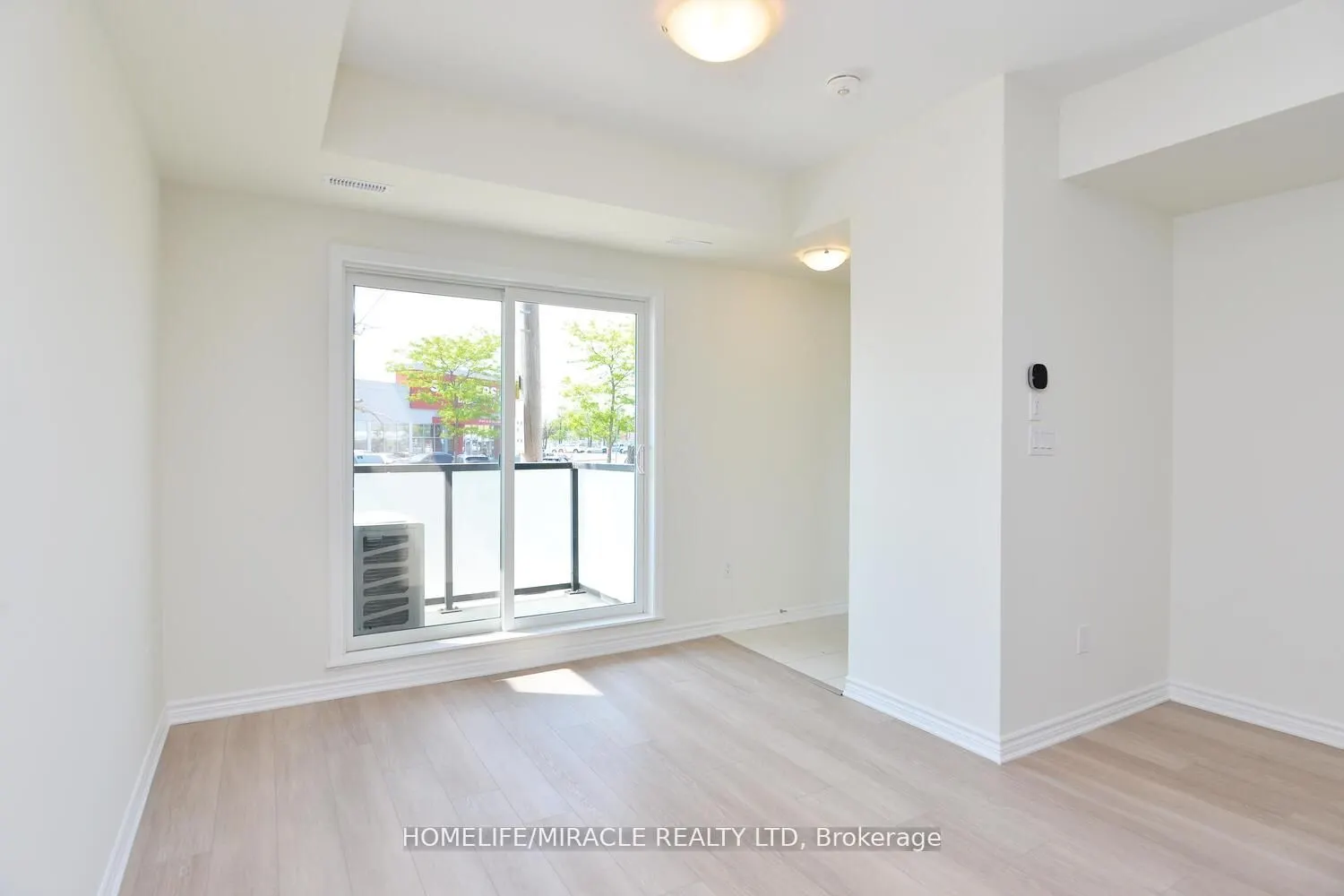 1081 Danforth Road E, #113