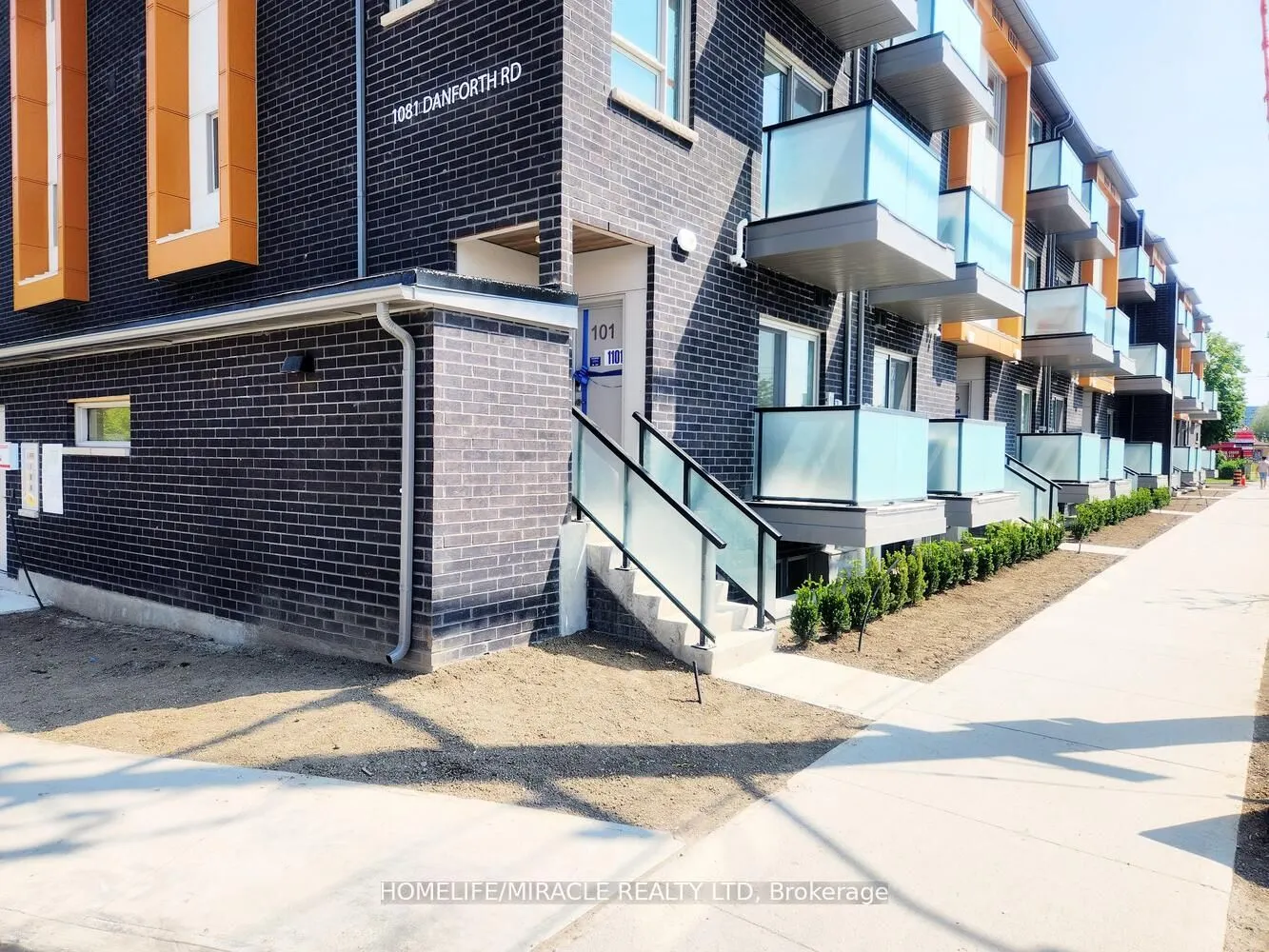 1081 Danforth Road E, #113