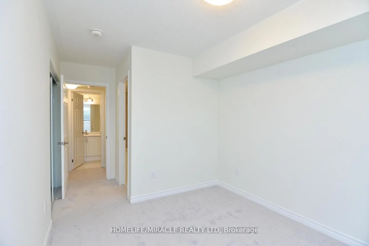 1081 Danforth Road E, #113