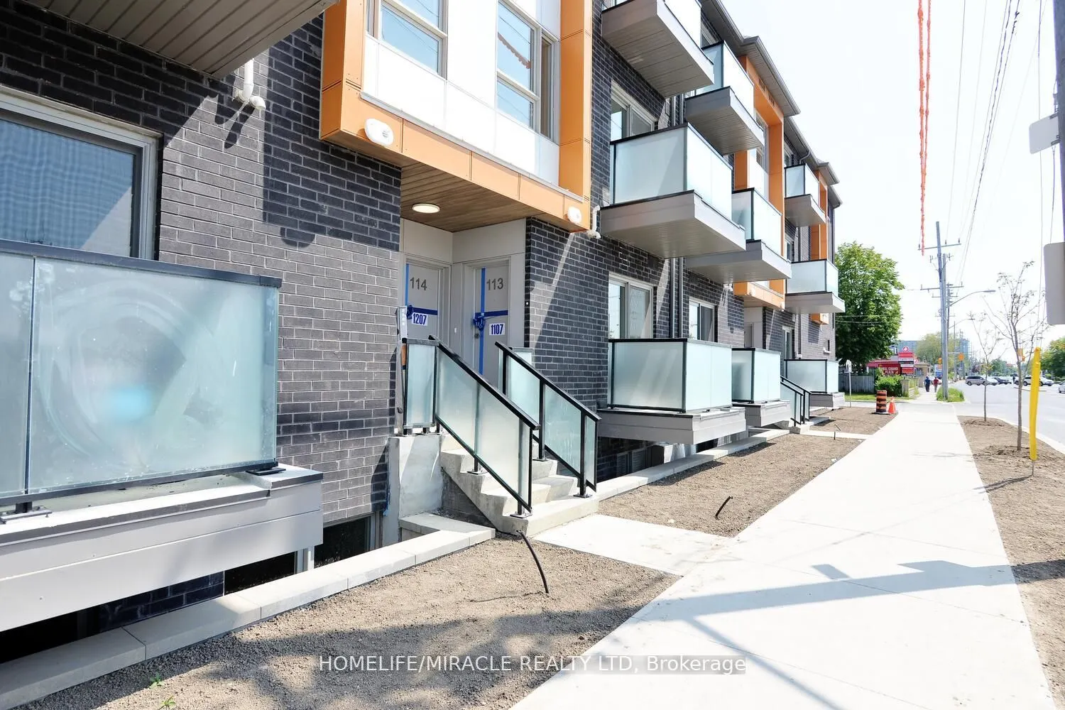 1081 Danforth Road E, #113