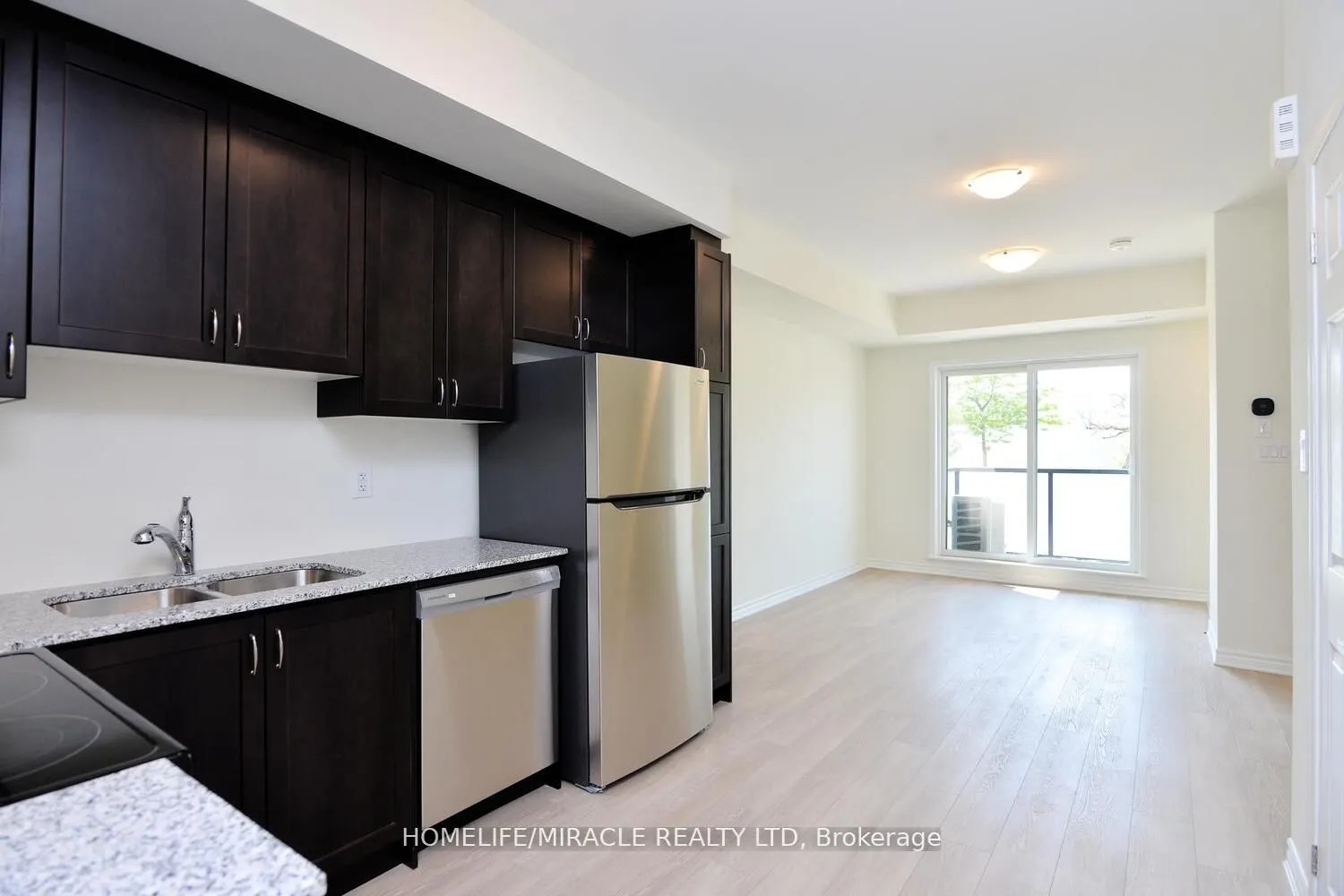1081 Danforth Road E, #113