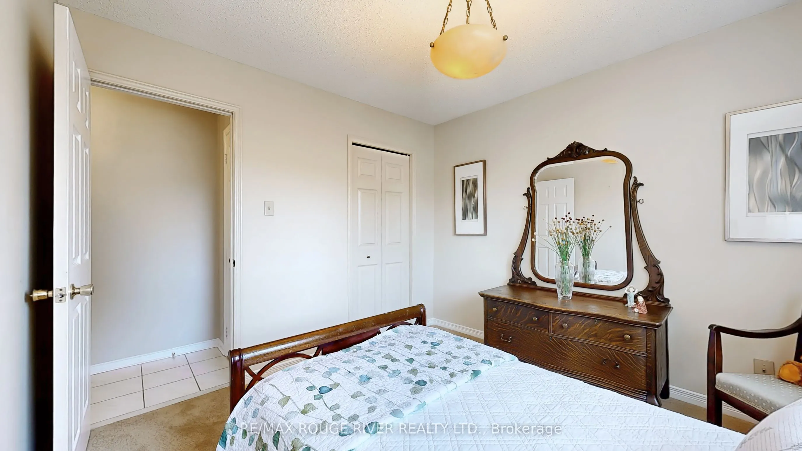1009 Maury Crescent