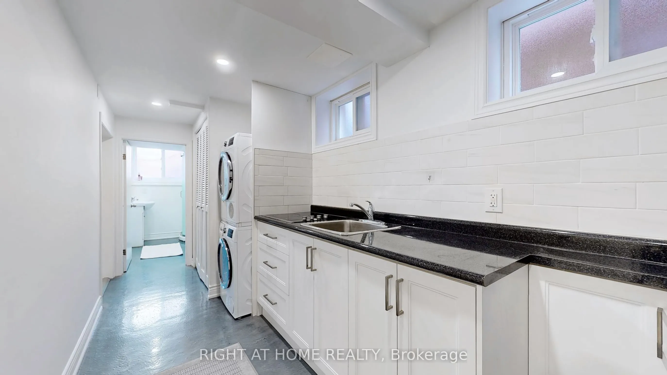 12A Kenmore Avenue