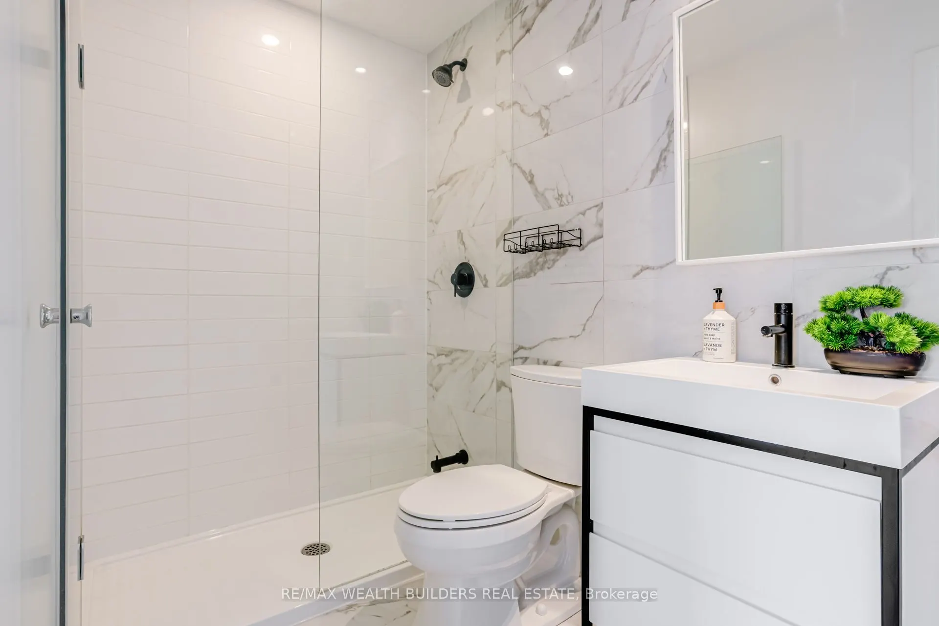 150 Logan Avenue, #444