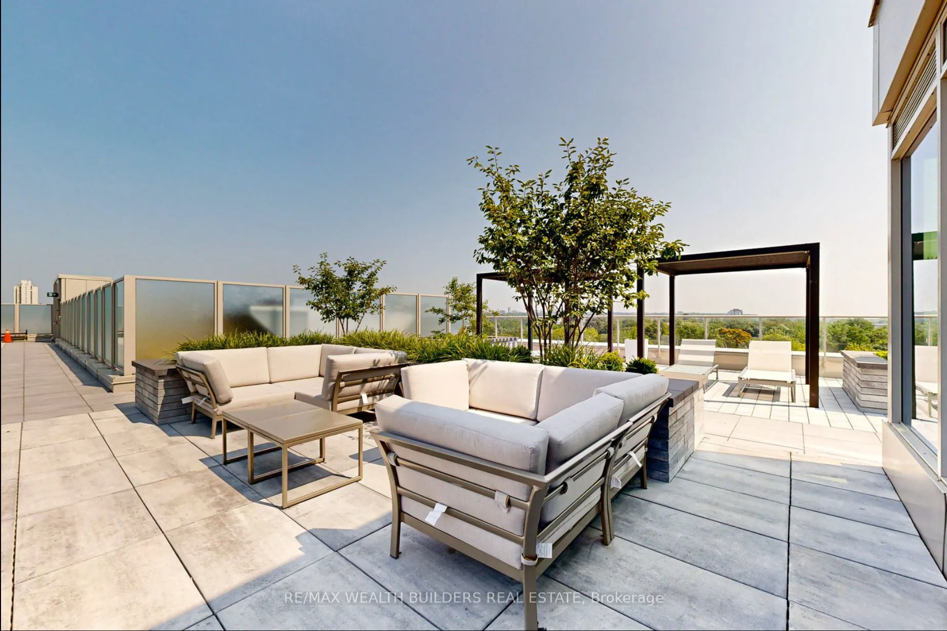 150 Logan Avenue, #444