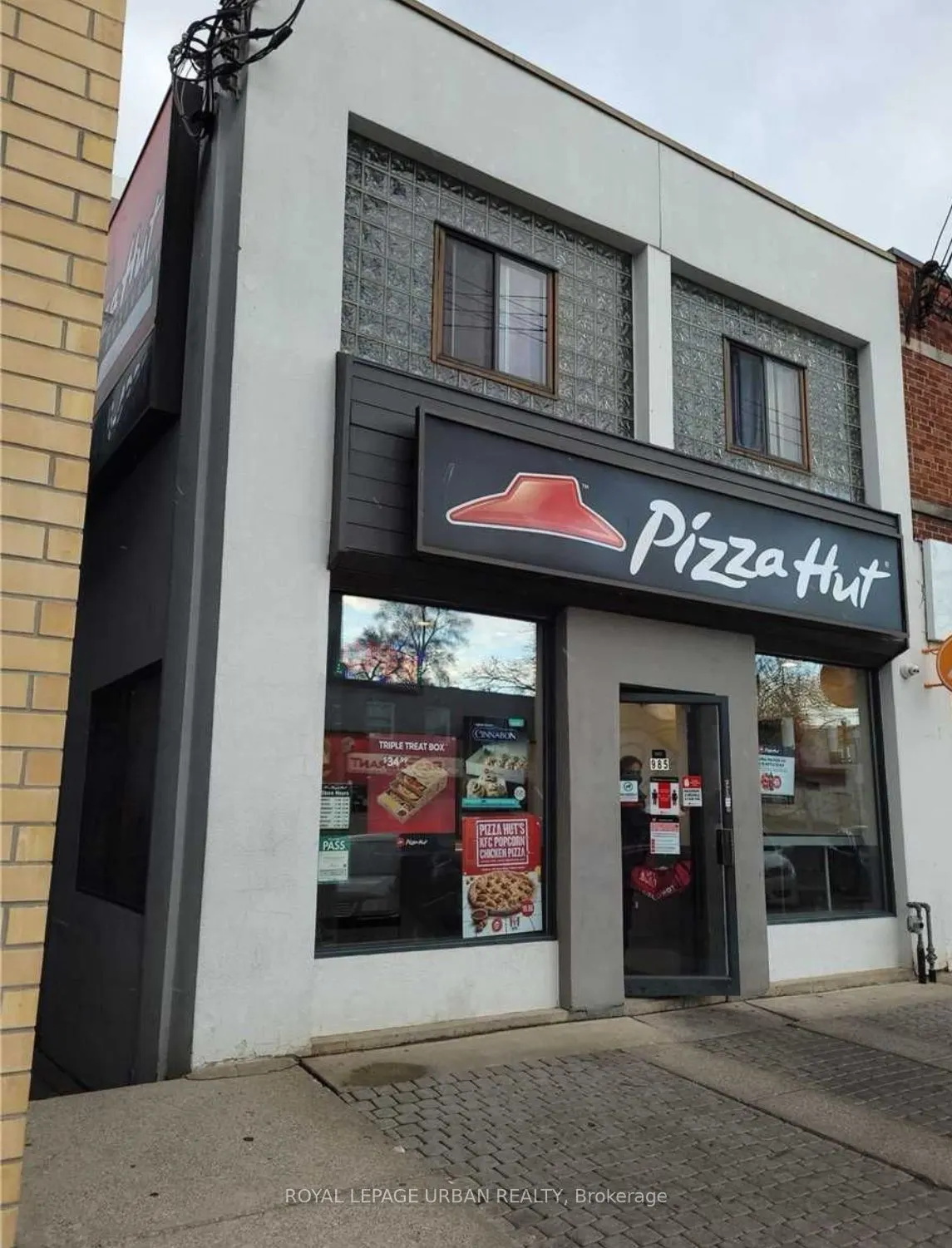985 Coxwell Avenue, #1 B