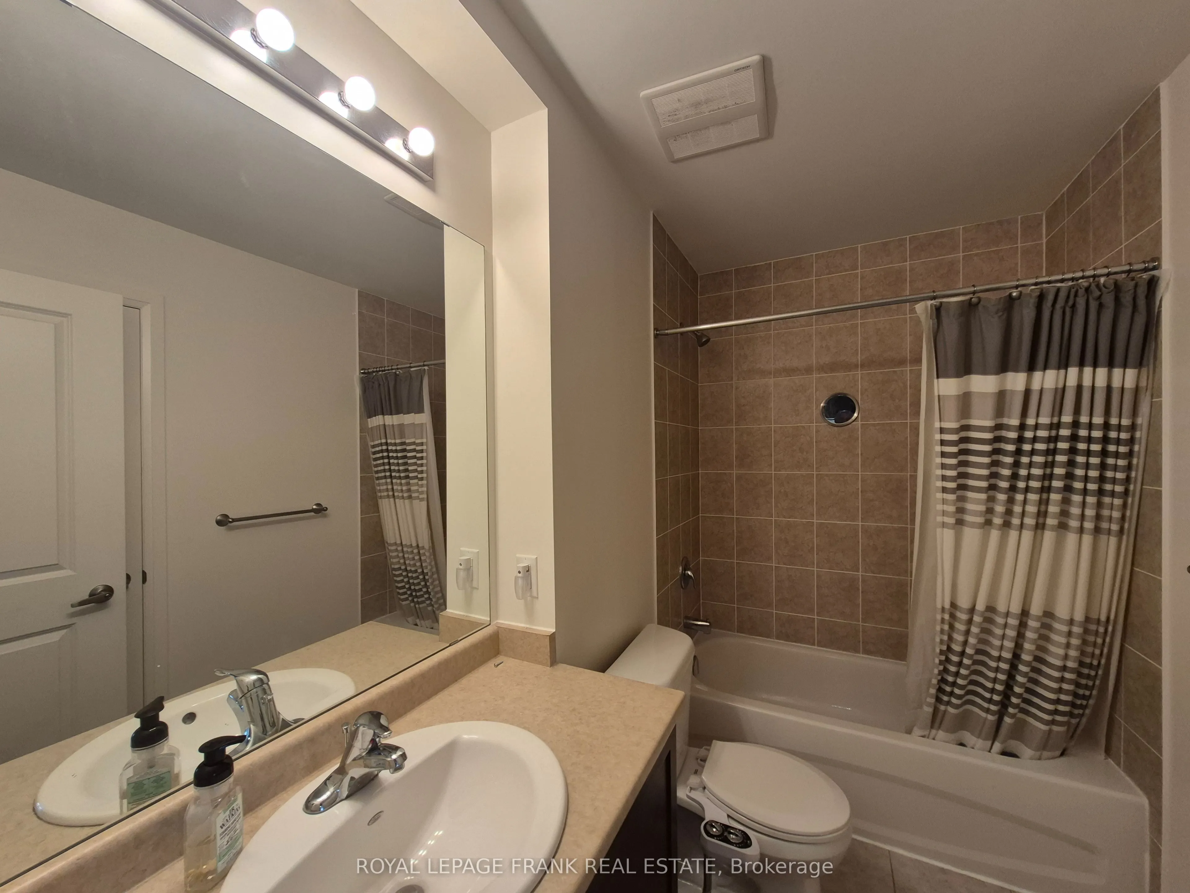 70 Shipway Ave Avenue, #401