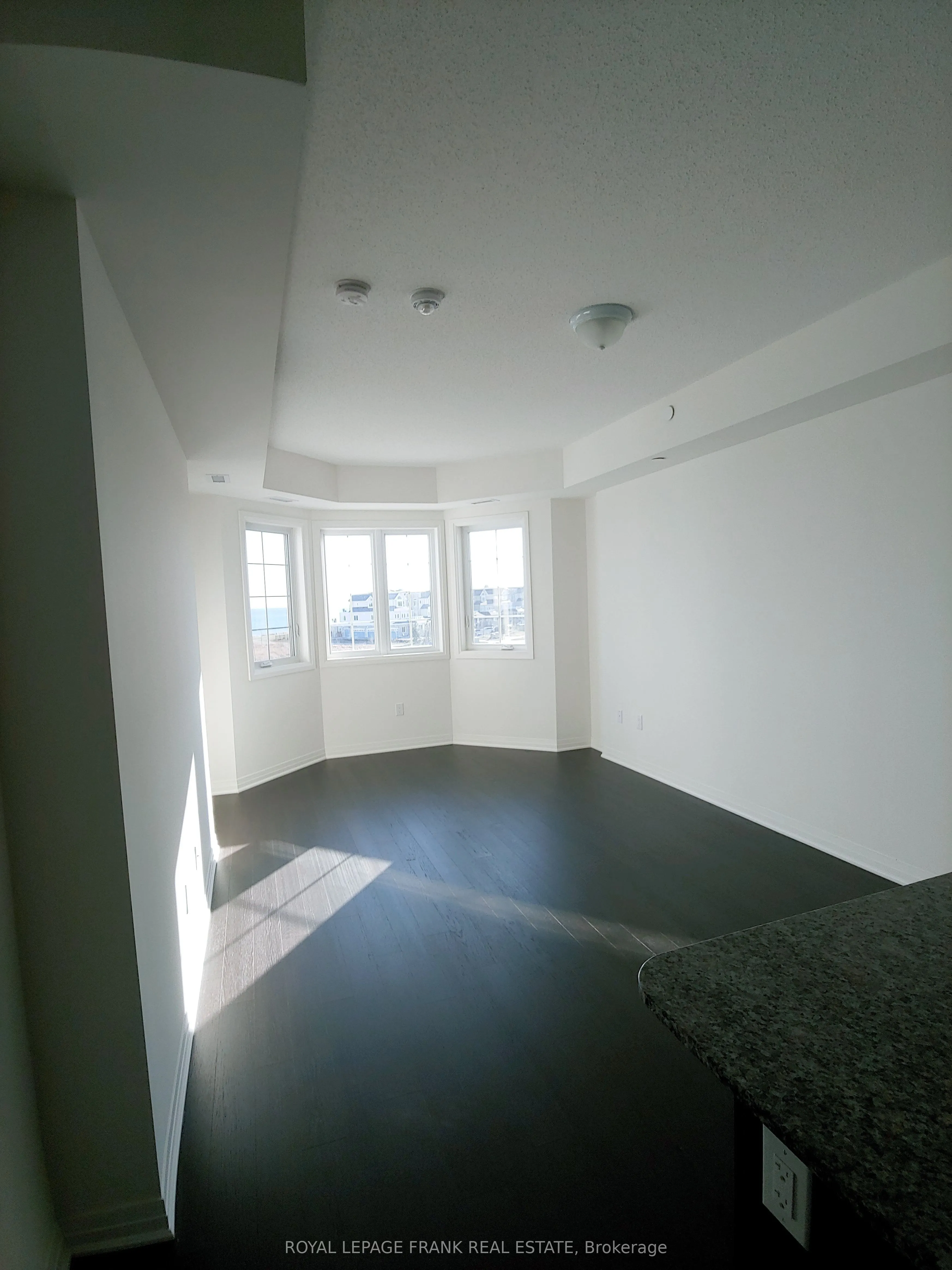 70 Shipway Ave Avenue, #401