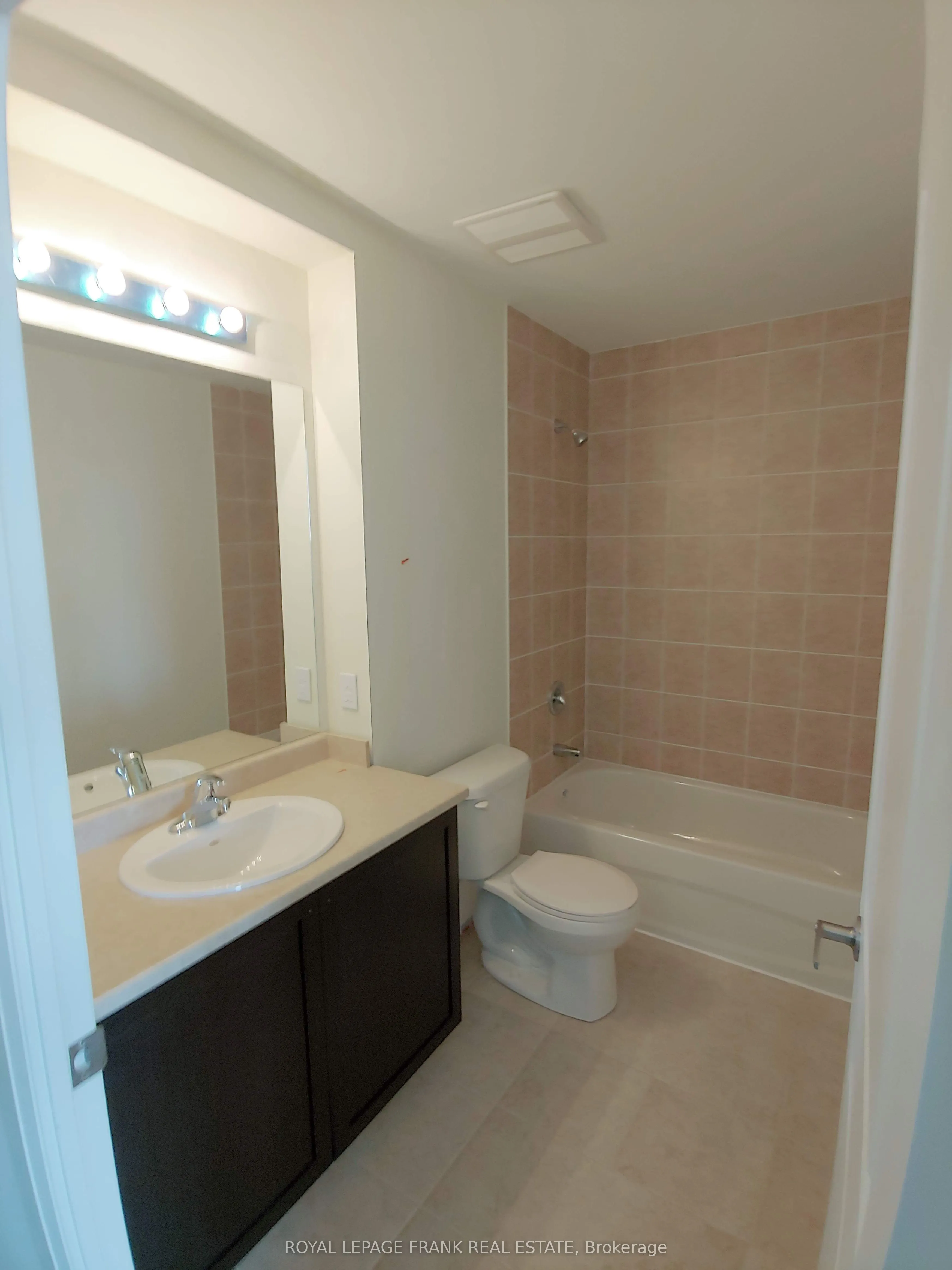 70 Shipway Ave Avenue, #401