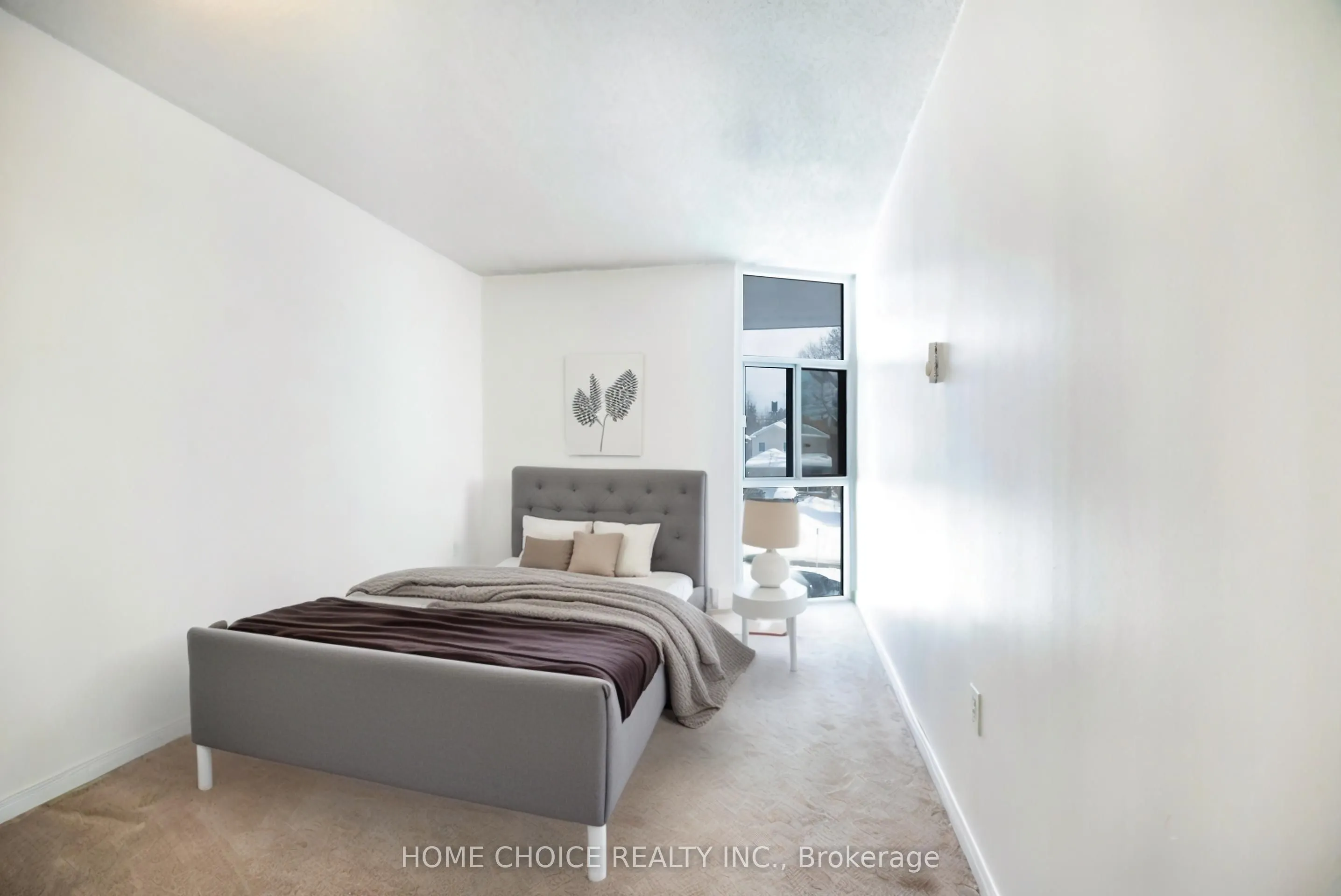 454 Centre Street, #412