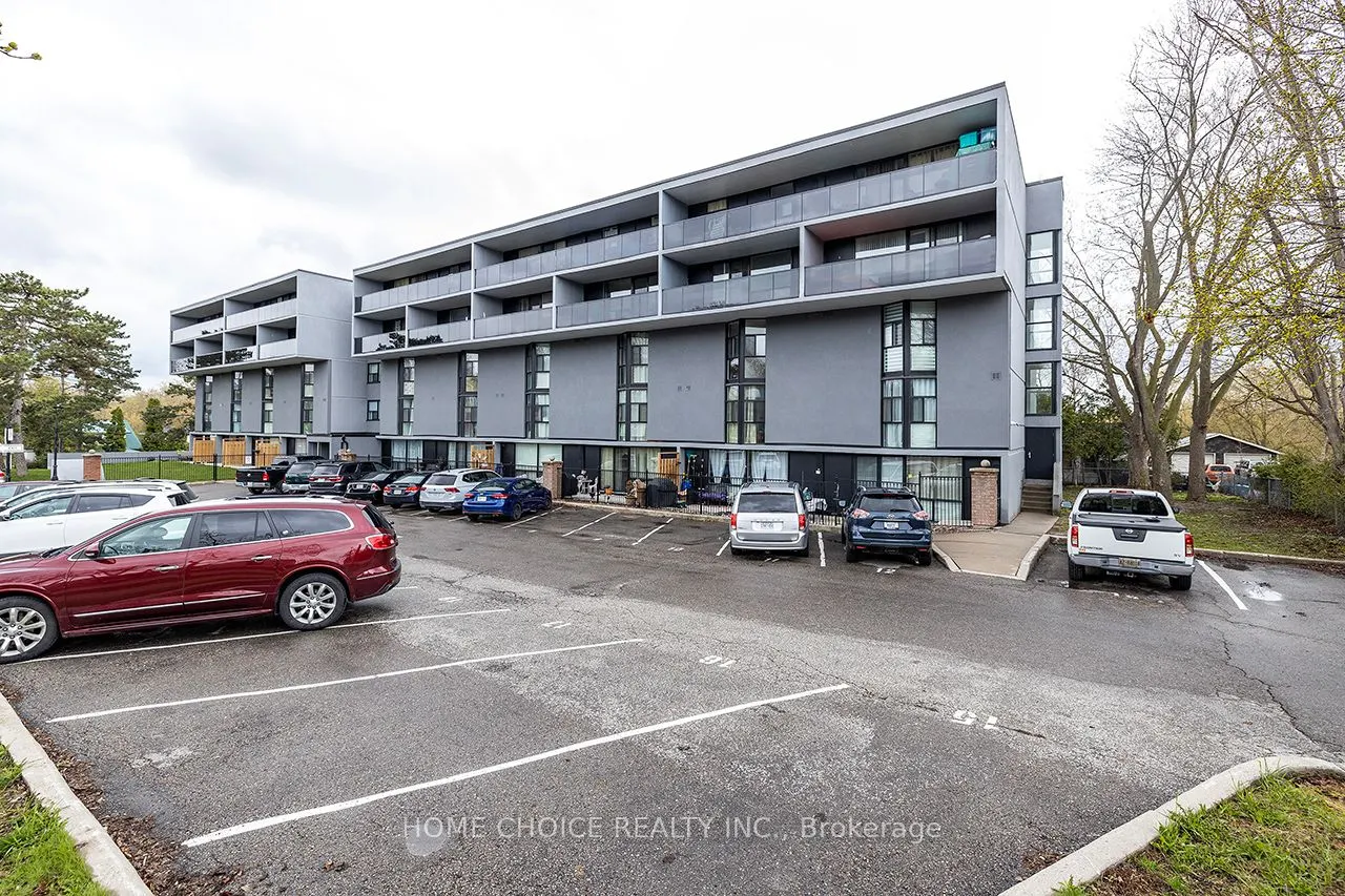 454 Centre Street, #412